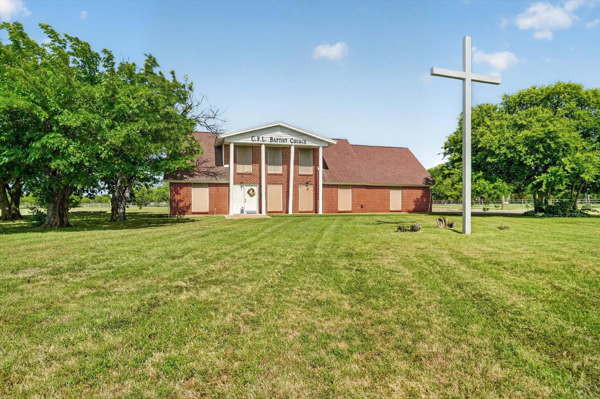 Office For Sale in Tarrant County , 10217 N Crowley Road, Fort Worth, Texas 76036, 0, 0, Garage spaces, 0 Sqft, built in 1966, Price $900,000, mls#21317415, Real Estate Agent in Fort Worth, Homes For Sale in Tarrant county, Homes For Sale in Fort Worth, Realtor in Fort Worth Texas, Real Estate Brokerage Independent Realty Texas, Luminita Cordes Realtor