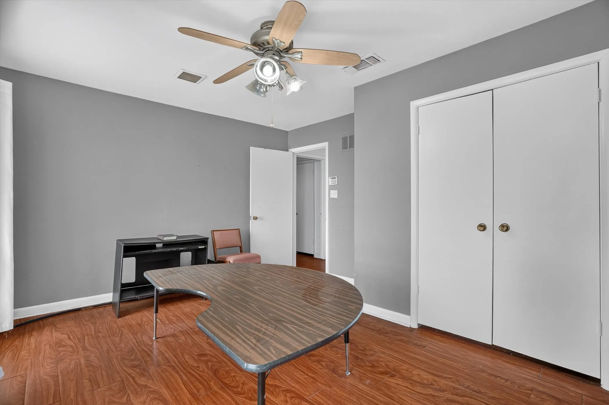 Office For Sale in Tarrant County , 10217 N Crowley Road, Fort Worth, Texas 76036, 0, 0, Garage spaces, 0 Sqft, built in 1966, Price $900,000, mls#21317415, Real Estate Agent in Fort Worth, Homes For Sale in Tarrant county, Homes For Sale in Fort Worth, Realtor in Fort Worth Texas, Real Estate Brokerage Independent Realty Texas, Luminita Cordes Realtor
