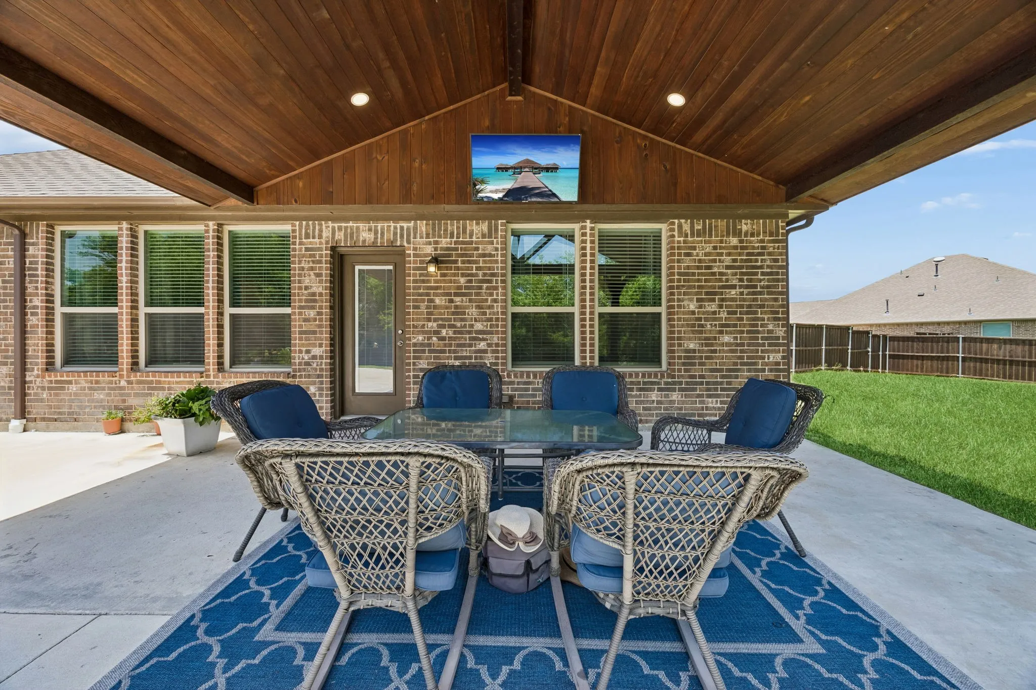 Single Family Residence For Sale in Rockwall County , 3315 Pecos Lane, Rockwall, Texas 75032, 5 Bedroom, 2 Bathroom, 2 Garage spaces, 2,487 Sqft, built in 2019, mls#21311984, Real Estate Agent in Rockwall, Homes For Sale in Rockwall county, Homes For Sale in Rockwall, Realtor in Rockwall Texas, Real Estate Brokerage Independent Realty Texas, Luminita Cordes Realtor