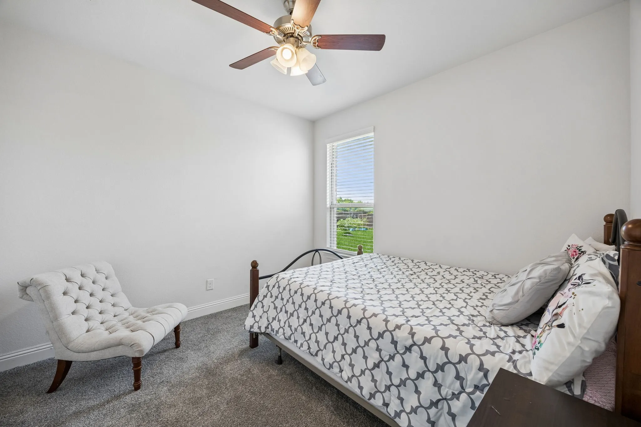 Single Family Residence For Sale in Rockwall County , 3315 Pecos Lane, Rockwall, Texas 75032, 5 Bedroom, 2 Bathroom, 2 Garage spaces, 2,487 Sqft, built in 2019, mls#21311984, Real Estate Agent in Rockwall, Homes For Sale in Rockwall county, Homes For Sale in Rockwall, Realtor in Rockwall Texas, Real Estate Brokerage Independent Realty Texas, Luminita Cordes Realtor
