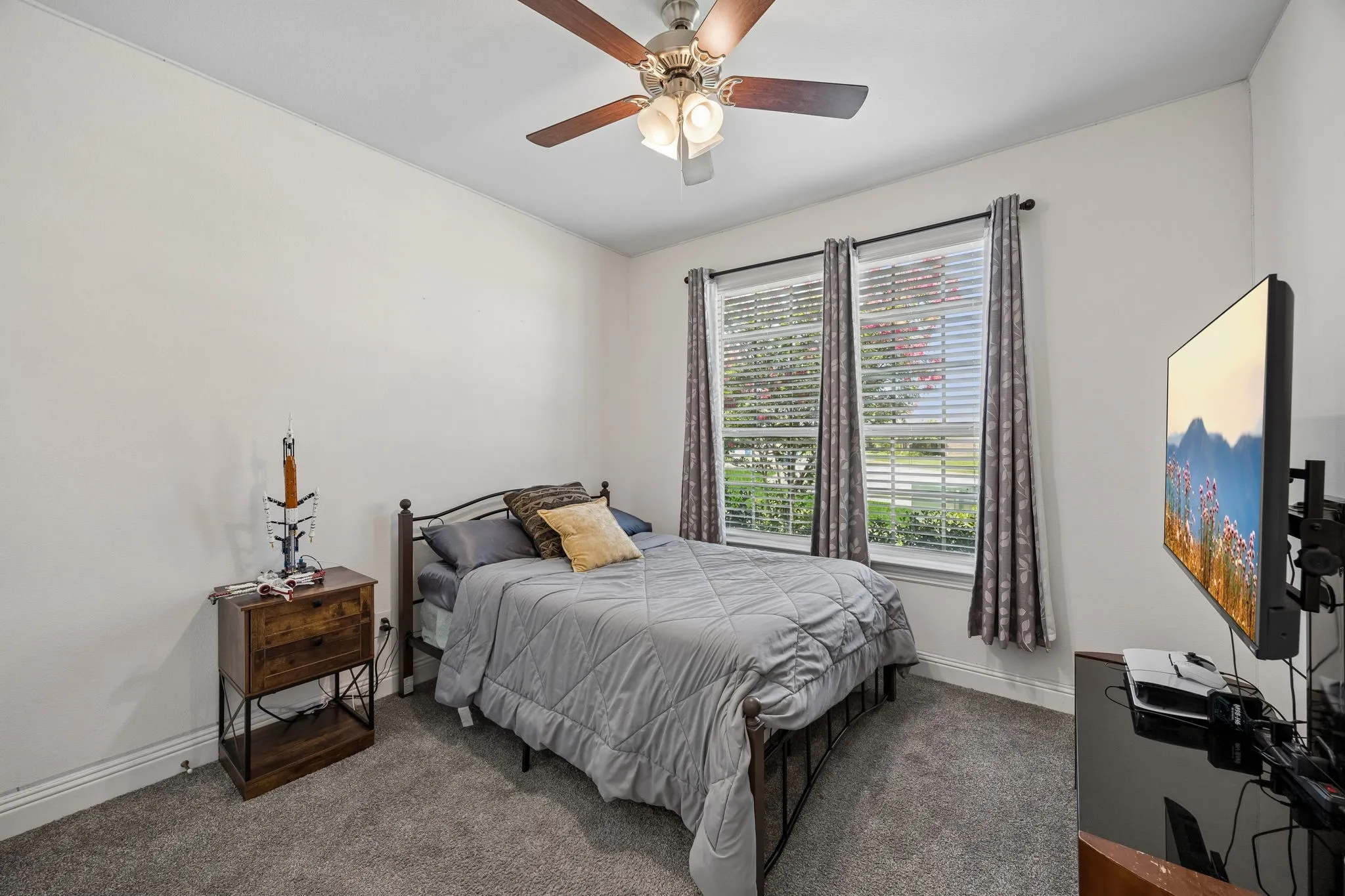 Single Family Residence For Sale in Rockwall County , 3315 Pecos Lane, Rockwall, Texas 75032, 5 Bedroom, 2 Bathroom, 2 Garage spaces, 2,487 Sqft, built in 2019, mls#21311984, Real Estate Agent in Rockwall, Homes For Sale in Rockwall county, Homes For Sale in Rockwall, Realtor in Rockwall Texas, Real Estate Brokerage Independent Realty Texas, Luminita Cordes Realtor