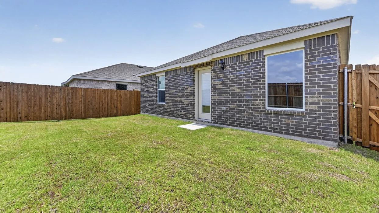 Single Family Residence For Sale in Collin County , 1805 Potomac Lane, Blue Ridge, Texas 75424, 3 Bedroom, 2 Bathroom, 2 Garage spaces, 1,500 Sqft, built in 2026, mls#21319358, Real Estate Agent in Blue Ridge, Homes For Sale in Collin county, Homes For Sale in Blue Ridge, Realtor in Blue Ridge Texas, Real Estate Brokerage Independent Realty Texas, Luminita Cordes Realtor
