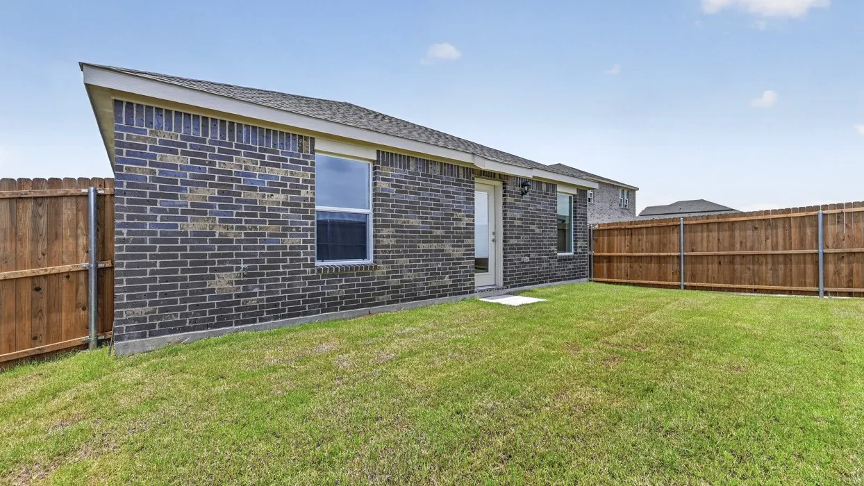 Single Family Residence For Sale in Collin County , 1805 Potomac Lane, Blue Ridge, Texas 75424, 3 Bedroom, 2 Bathroom, 2 Garage spaces, 1,500 Sqft, built in 2026, mls#21319358, Real Estate Agent in Blue Ridge, Homes For Sale in Collin county, Homes For Sale in Blue Ridge, Realtor in Blue Ridge Texas, Real Estate Brokerage Independent Realty Texas, Luminita Cordes Realtor