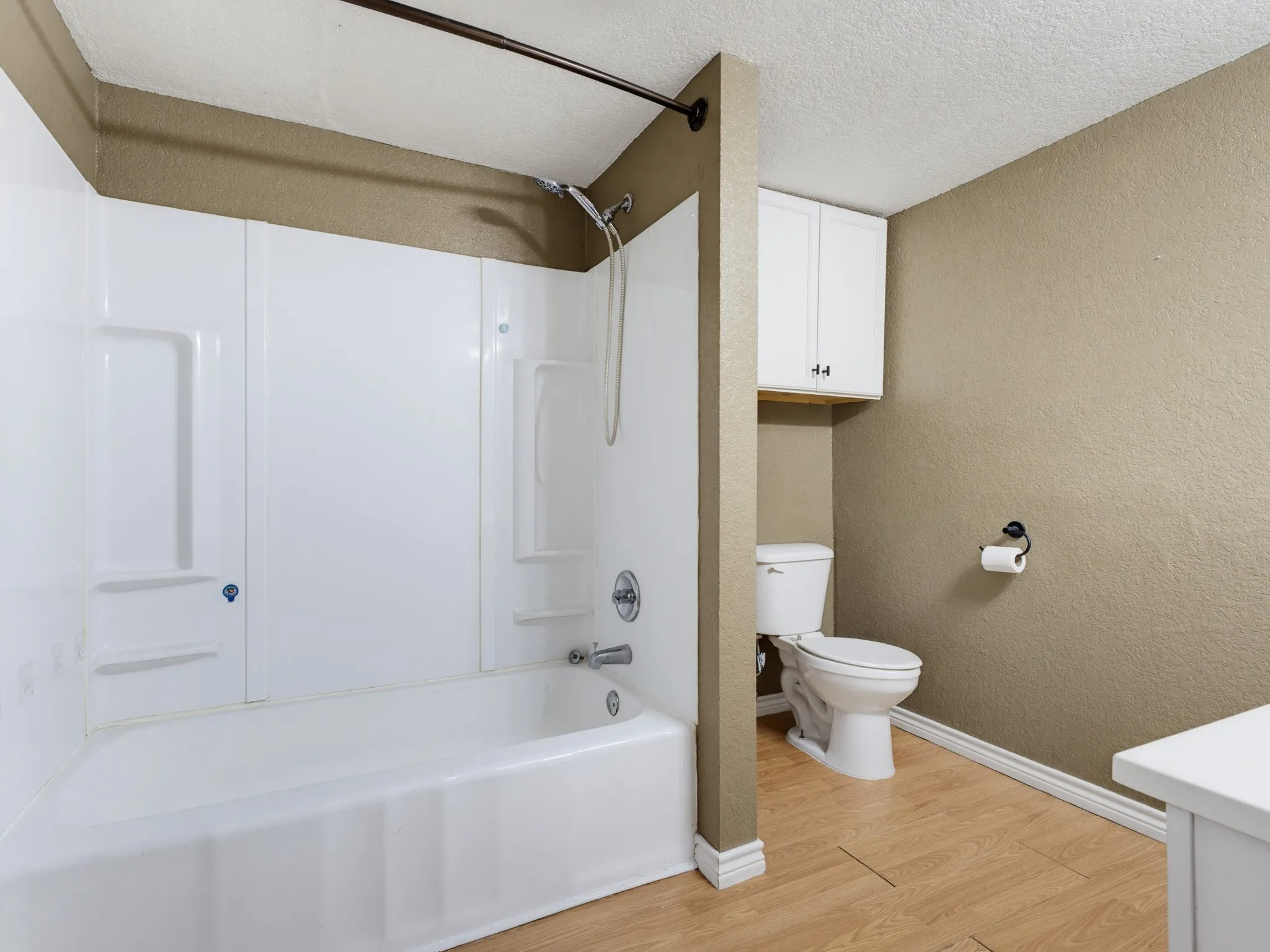 Single Family Residence For Sale in Montague County , 180 Trail Drive, Bowie, Texas 76230, 3 Bedroom, 2 Bathroom, Garage spaces, 1,344 Sqft, built in 2012, mls#21319168, Real Estate Agent in Bowie, Homes For Sale in Montague county, Homes For Sale in Bowie, Realtor in Bowie Texas, Real Estate Brokerage Independent Realty Texas, Luminita Cordes Realtor