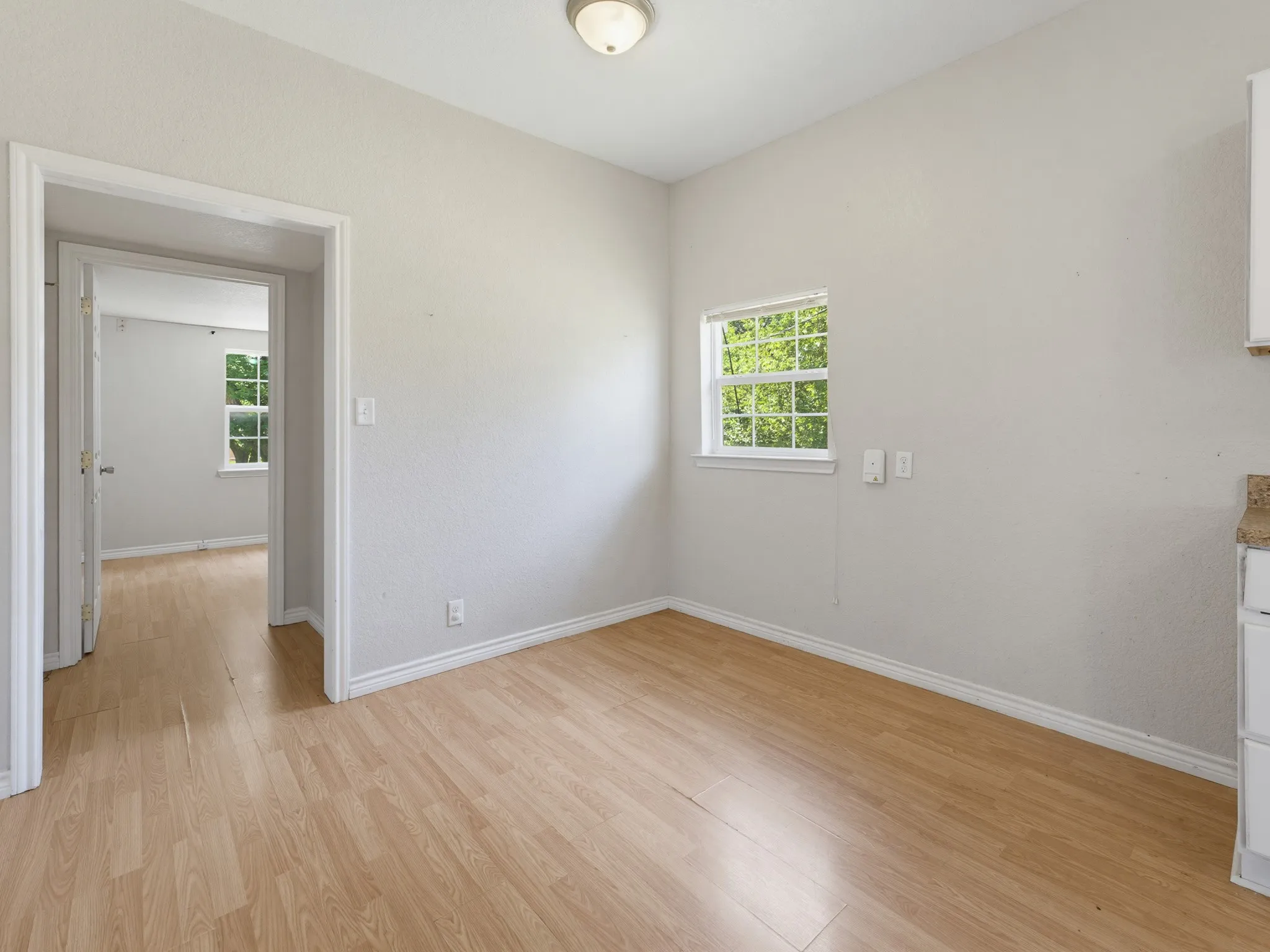 Single Family Residence For Sale in Montague County , 180 Trail Drive, Bowie, Texas 76230, 3 Bedroom, 2 Bathroom, Garage spaces, 1,344 Sqft, built in 2012, mls#21319168, Real Estate Agent in Bowie, Homes For Sale in Montague county, Homes For Sale in Bowie, Realtor in Bowie Texas, Real Estate Brokerage Independent Realty Texas, Luminita Cordes Realtor