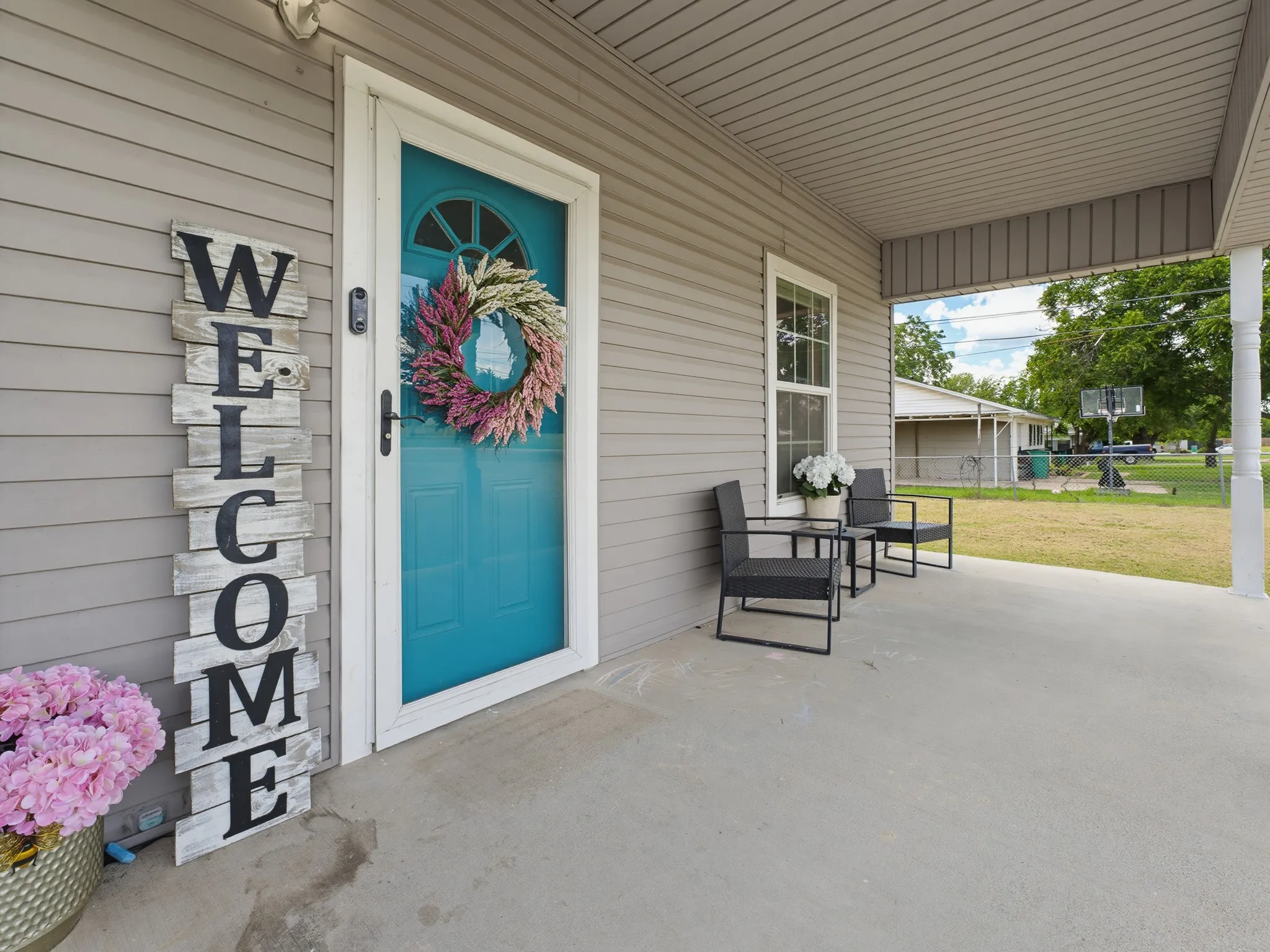 Single Family Residence For Sale in Montague County , 180 Trail Drive, Bowie, Texas 76230, 3 Bedroom, 2 Bathroom, Garage spaces, 1,344 Sqft, built in 2012, mls#21319168, Real Estate Agent in Bowie, Homes For Sale in Montague county, Homes For Sale in Bowie, Realtor in Bowie Texas, Real Estate Brokerage Independent Realty Texas, Luminita Cordes Realtor