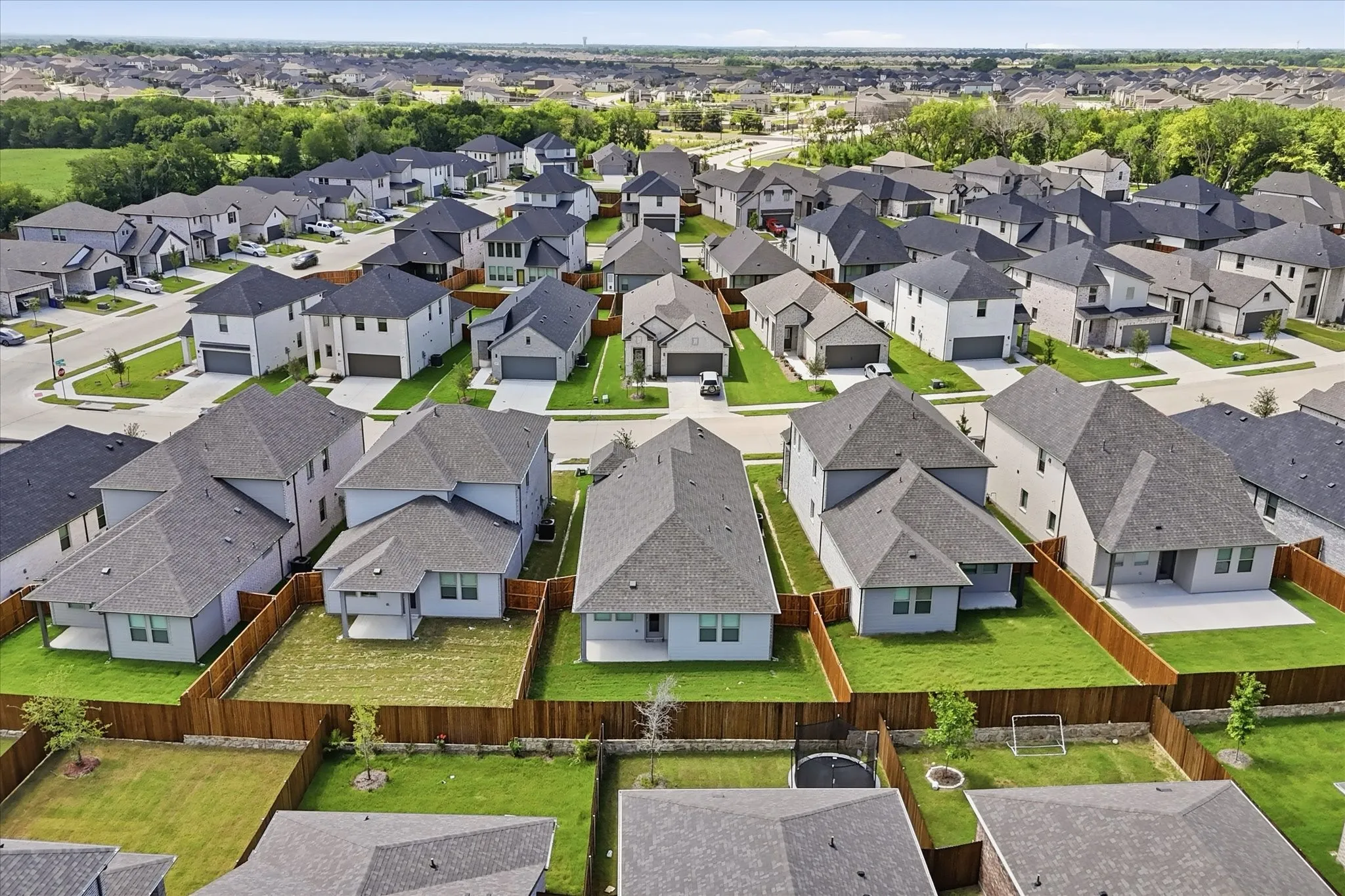 Single Family Residence For Rent in Collin County , 508 Green Grass Drive, Mc Kinney, Texas 75071, 3 Bedroom, 2 Bathroom, 2 Garage spaces, 1,509 Sqft, built in 2026, mls#21319338, Real Estate Agent in Mc Kinney, Homes For Rent in Collin county, Homes For Rent in Mc Kinney, Realtor in Mc Kinney Texas, Real Estate Brokerage Independent Realty Texas, Luminita Cordes Realtor