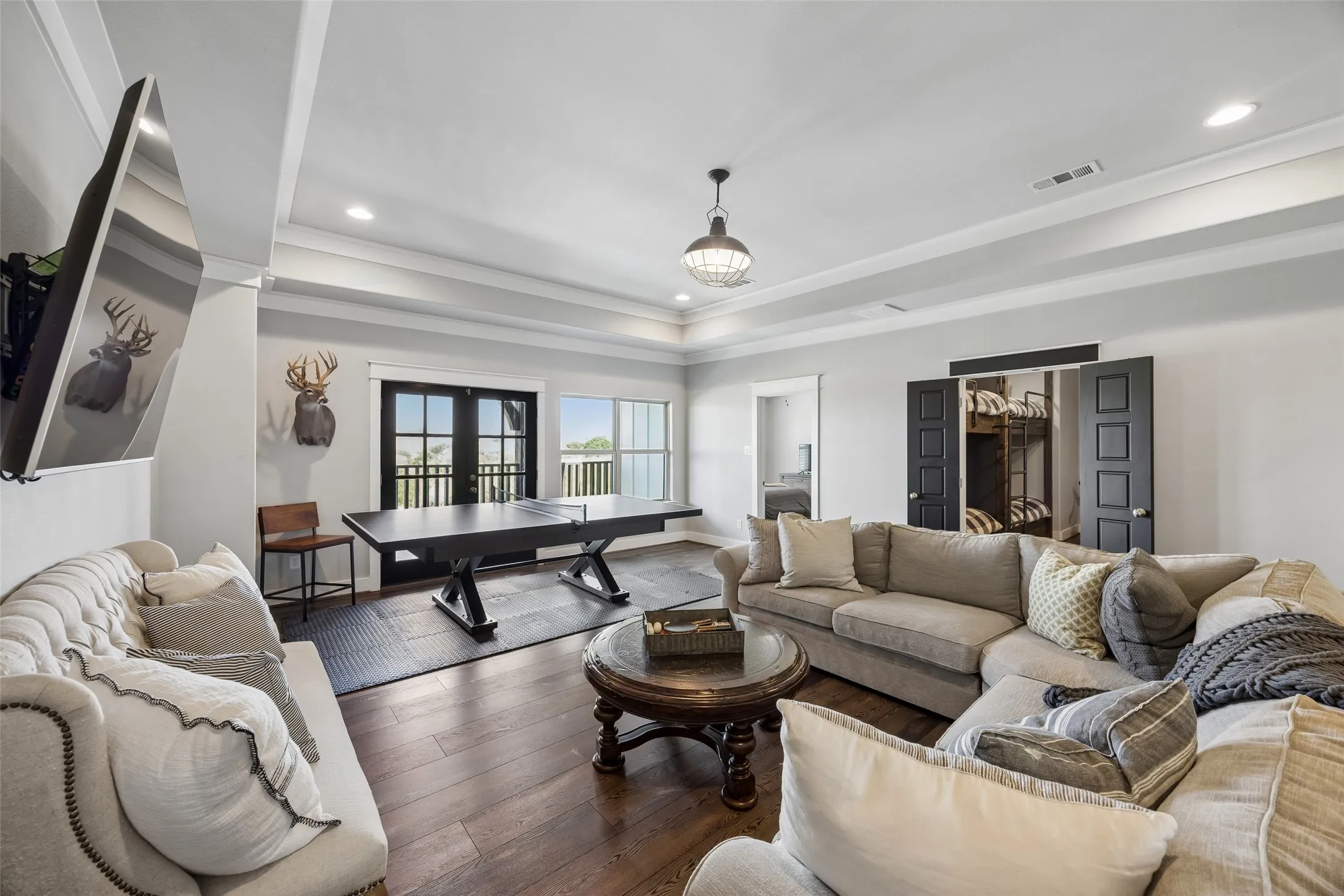 Single Family Residence For Sale in Parker County , 107 Brazos Court, Aledo, Texas 76008, 4 Bedroom, 5 Bathroom, 6 Garage spaces, 4,254 Sqft, built in 2015, mls#21309093, Real Estate Agent in Aledo, Homes For Sale in Parker county, Homes For Sale in Aledo, Realtor in Aledo Texas, Real Estate Brokerage Independent Realty Texas, Luminita Cordes Realtor