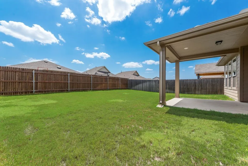 Single Family Residence For Rent in Kaufman County , 3403 Western Trail, Crandall, Texas 75114, 4 Bedroom, 2 Bathroom, 2 Garage spaces, 1,957 Sqft, built in 2023, mls#21319359, Real Estate Agent in Crandall, Homes For Rent in Kaufman county, Homes For Rent in Crandall, Realtor in Crandall Texas, Real Estate Brokerage Independent Realty Texas, Luminita Cordes Realtor