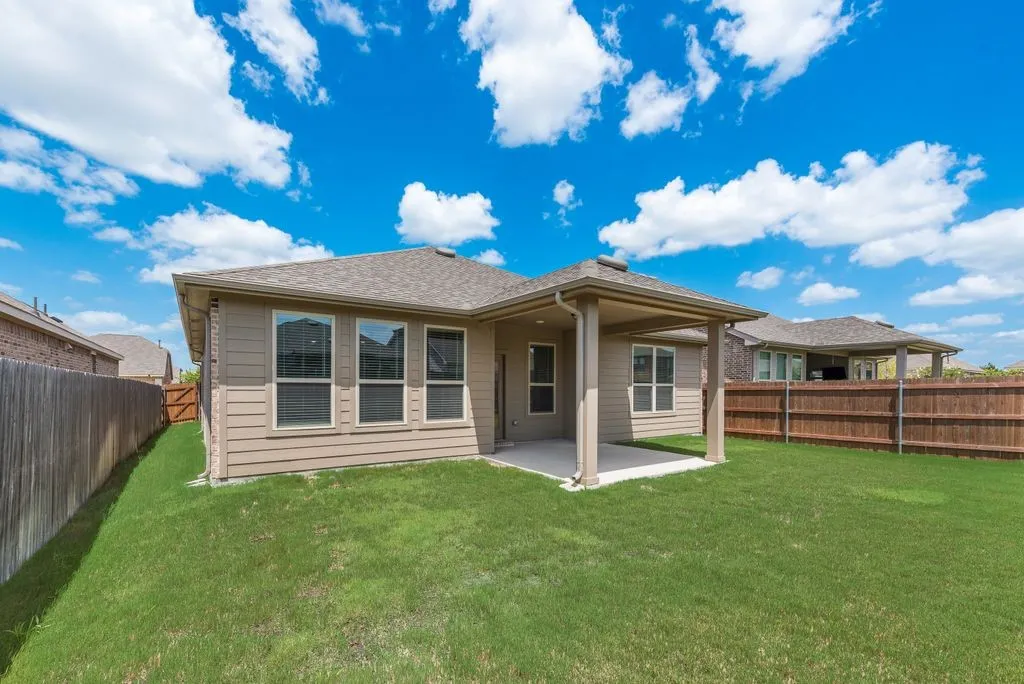 Single Family Residence For Rent in Kaufman County , 3403 Western Trail, Crandall, Texas 75114, 4 Bedroom, 2 Bathroom, 2 Garage spaces, 1,957 Sqft, built in 2023, mls#21319359, Real Estate Agent in Crandall, Homes For Rent in Kaufman county, Homes For Rent in Crandall, Realtor in Crandall Texas, Real Estate Brokerage Independent Realty Texas, Luminita Cordes Realtor