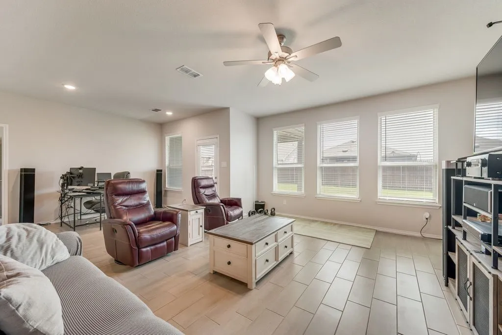 Single Family Residence For Rent in Kaufman County , 3403 Western Trail, Crandall, Texas 75114, 4 Bedroom, 2 Bathroom, 2 Garage spaces, 1,957 Sqft, built in 2023, mls#21319359, Real Estate Agent in Crandall, Homes For Rent in Kaufman county, Homes For Rent in Crandall, Realtor in Crandall Texas, Real Estate Brokerage Independent Realty Texas, Luminita Cordes Realtor