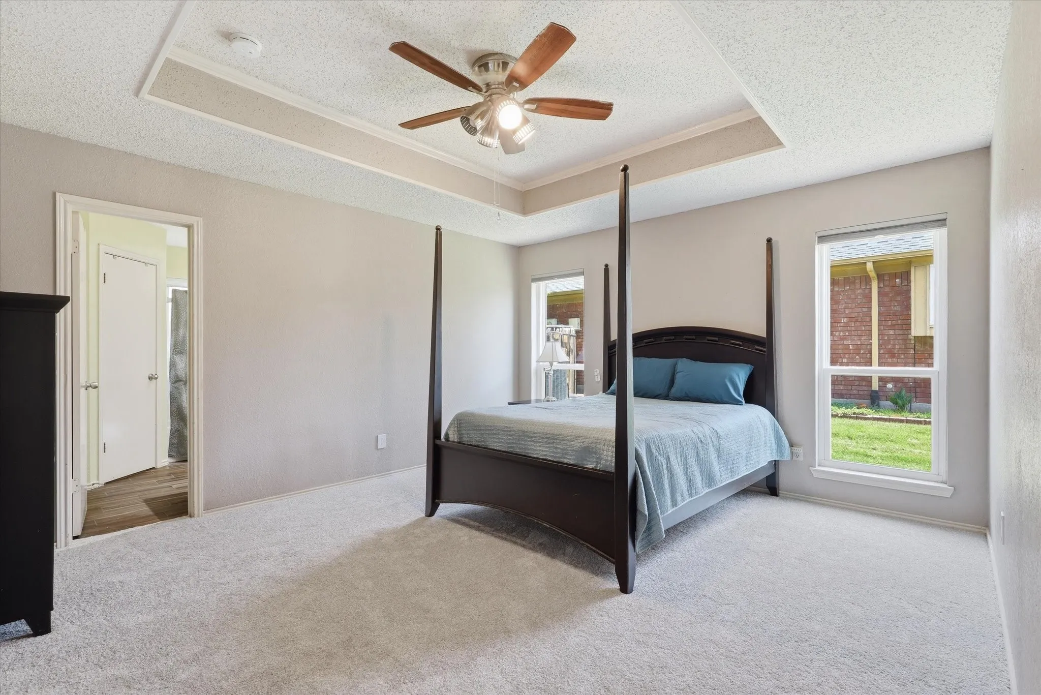 Single Family Residence For Sale in Collin County , 1017 Spicewood Drive, Plano, Texas 75025, 3 Bedroom, 2 Bathroom, 2 Garage spaces, 1,741 Sqft, built in 1986, mls#21318482, Real Estate Agent in Plano, Homes For Sale in Collin county, Homes For Sale in Plano, Realtor in Plano Texas, Real Estate Brokerage Independent Realty Texas, Luminita Cordes Realtor