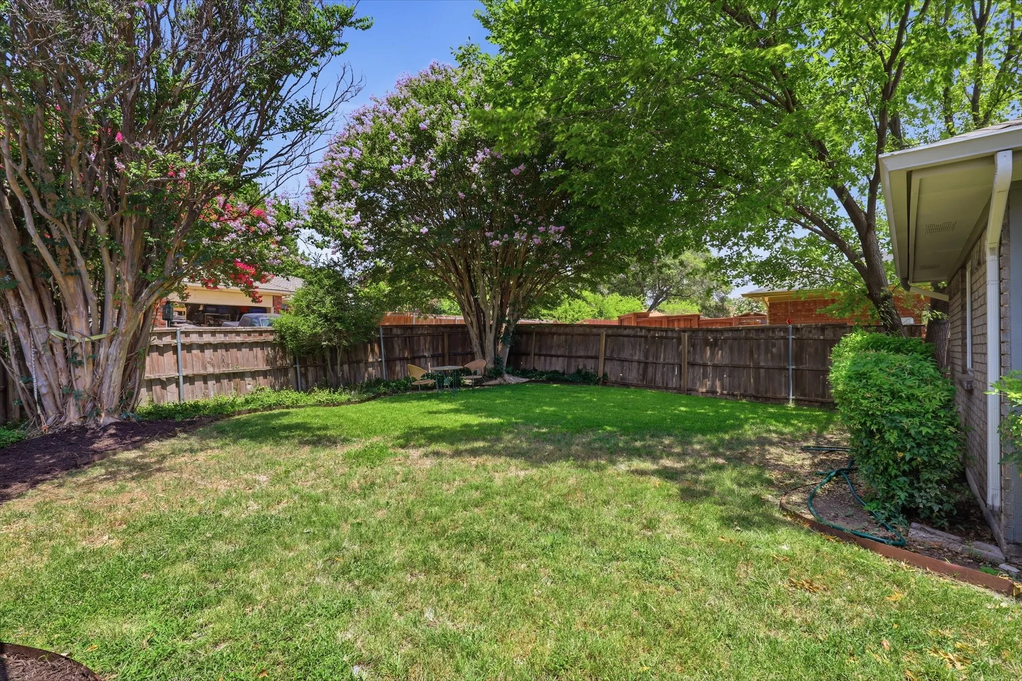Single Family Residence For Sale in Collin County , 1017 Spicewood Drive, Plano, Texas 75025, 3 Bedroom, 2 Bathroom, 2 Garage spaces, 1,741 Sqft, built in 1986, mls#21318482, Real Estate Agent in Plano, Homes For Sale in Collin county, Homes For Sale in Plano, Realtor in Plano Texas, Real Estate Brokerage Independent Realty Texas, Luminita Cordes Realtor
