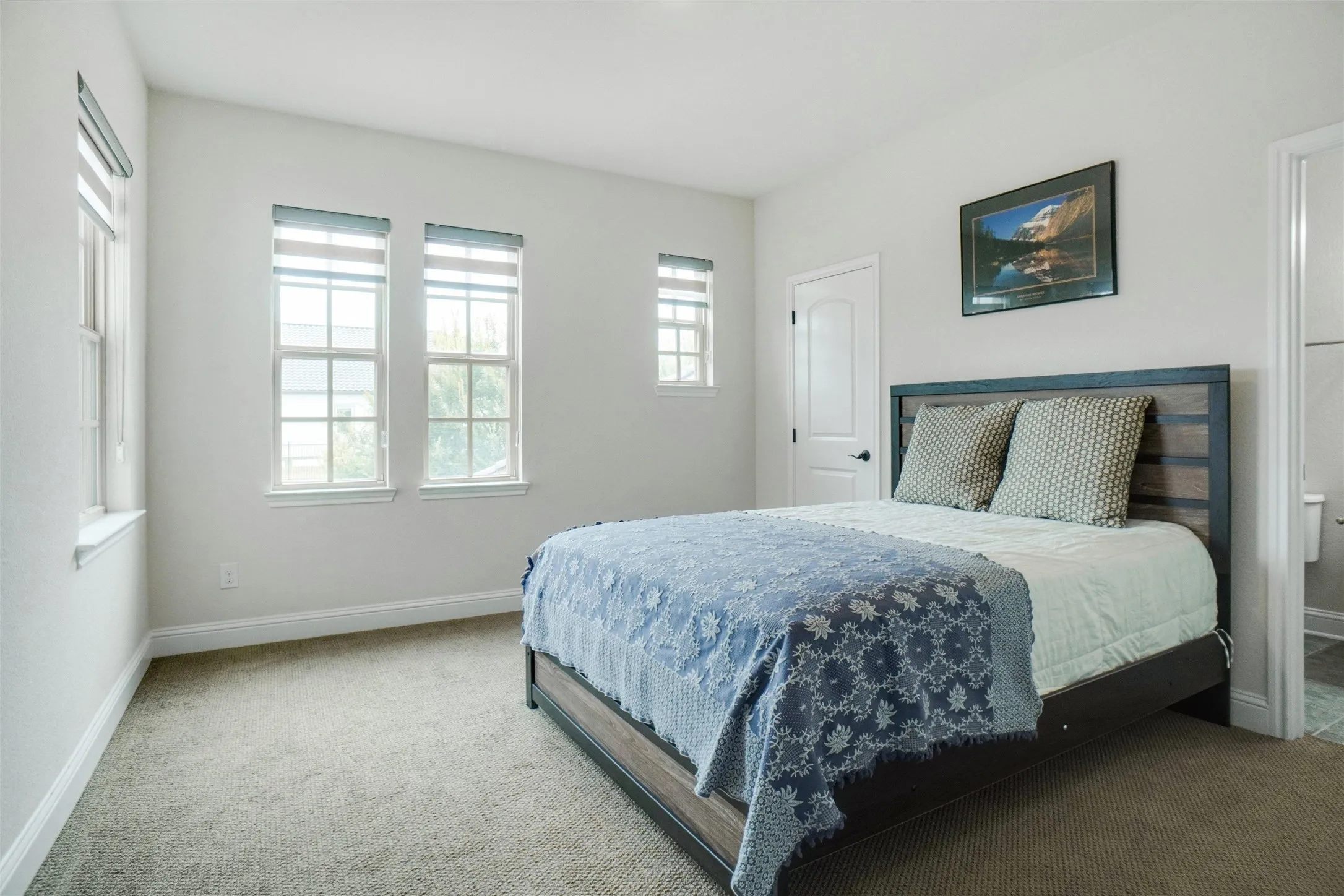 Single Family Residence For Rent in Tarrant County , 2404 Palmetto Way, Southlake, Texas 76092, 5 Bedroom, 5 Bathroom, 3 Garage spaces, 5,029 Sqft, built in 2017, mls#21318169, Real Estate Agent in Southlake, Homes For Rent in Tarrant county, Homes For Rent in Southlake, Realtor in Southlake Texas, Real Estate Brokerage Independent Realty Texas, Luminita Cordes Realtor