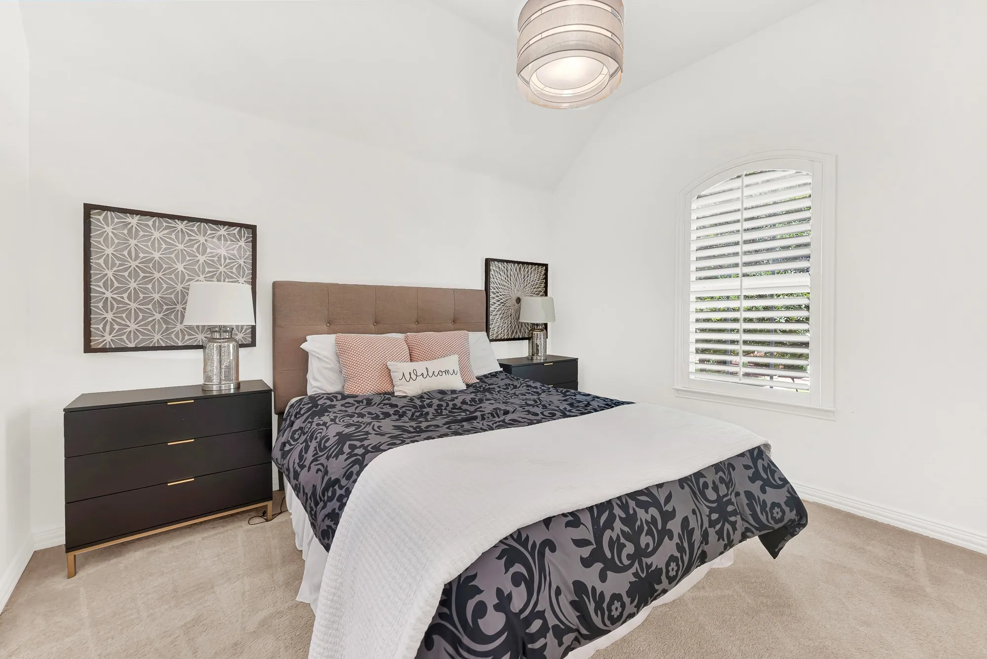 Single Family Residence For Sale in Collin County , 14633 Falling Leaf Drive, Frisco, Texas 75035, 4 Bedroom, 4 Bathroom, 2 Garage spaces, 4,050 Sqft, built in 2005, mls#21316666, Real Estate Agent in Frisco, Homes For Sale in Collin county, Homes For Sale in Frisco, Realtor in Frisco Texas, Real Estate Brokerage Independent Realty Texas, Luminita Cordes Realtor