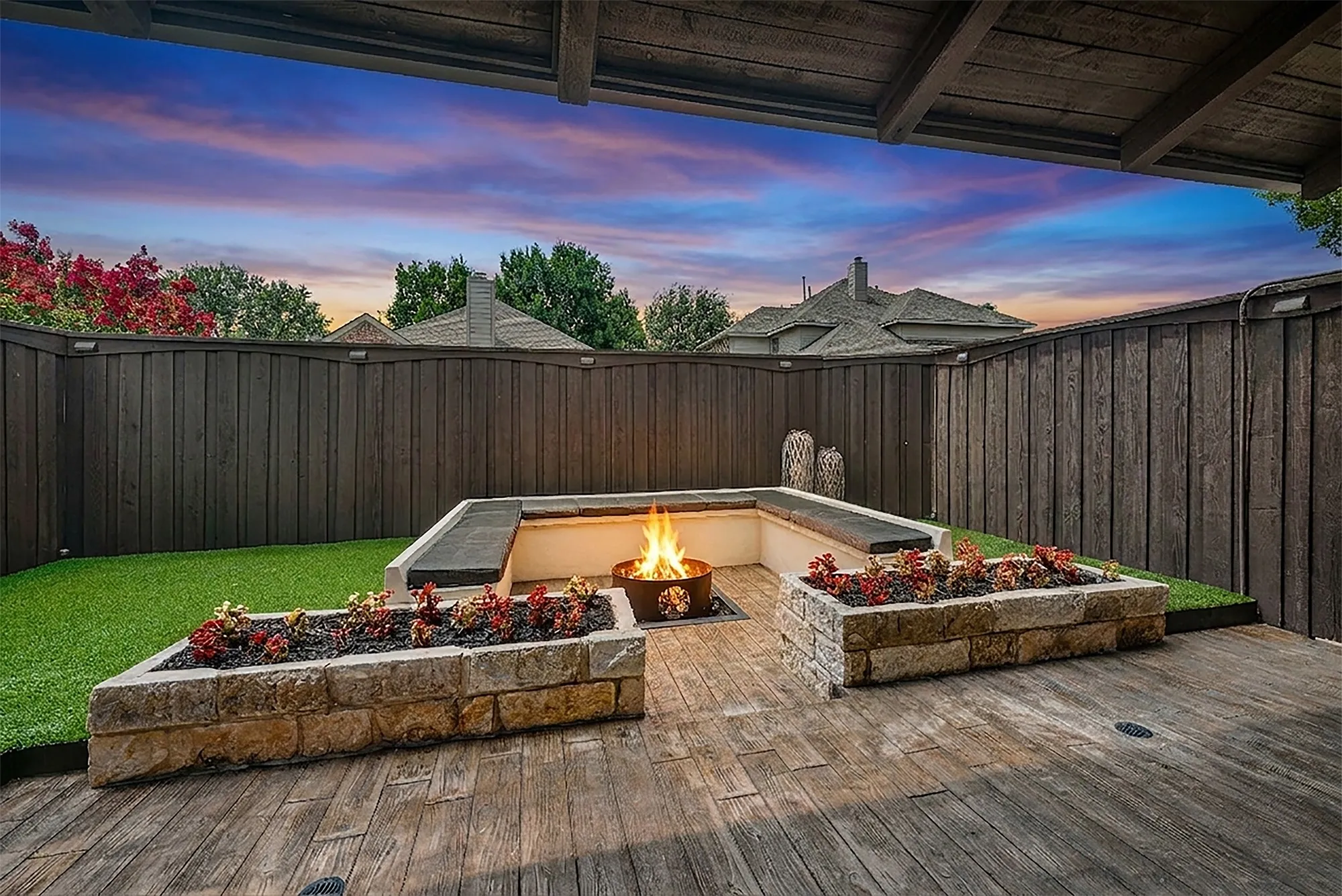 Single Family Residence For Sale in Collin County , 14633 Falling Leaf Drive, Frisco, Texas 75035, 4 Bedroom, 4 Bathroom, 2 Garage spaces, 4,050 Sqft, built in 2005, mls#21316666, Real Estate Agent in Frisco, Homes For Sale in Collin county, Homes For Sale in Frisco, Realtor in Frisco Texas, Real Estate Brokerage Independent Realty Texas, Luminita Cordes Realtor