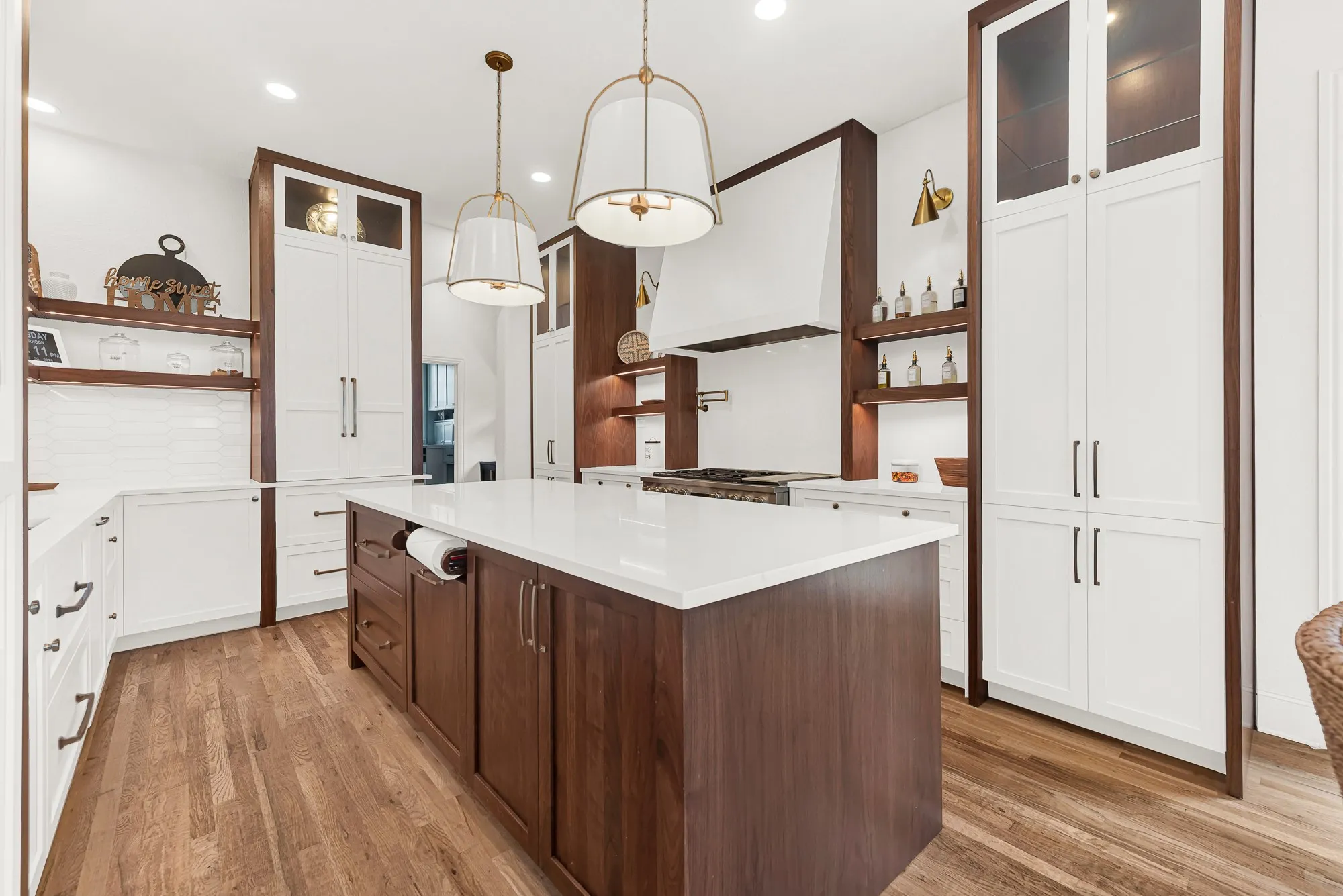 Single Family Residence For Sale in Collin County , 14633 Falling Leaf Drive, Frisco, Texas 75035, 4 Bedroom, 4 Bathroom, 2 Garage spaces, 4,050 Sqft, built in 2005, mls#21316666, Real Estate Agent in Frisco, Homes For Sale in Collin county, Homes For Sale in Frisco, Realtor in Frisco Texas, Real Estate Brokerage Independent Realty Texas, Luminita Cordes Realtor