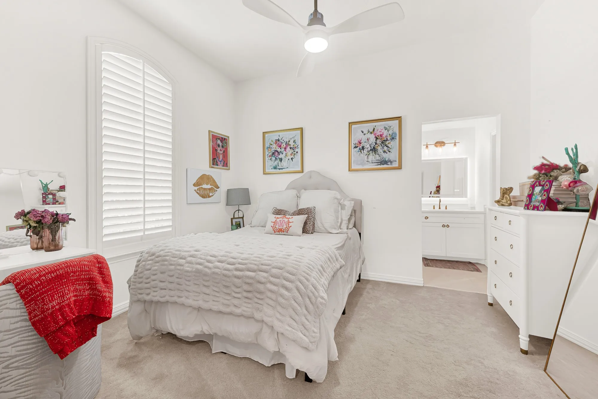 Single Family Residence For Sale in Collin County , 14633 Falling Leaf Drive, Frisco, Texas 75035, 4 Bedroom, 4 Bathroom, 2 Garage spaces, 4,050 Sqft, built in 2005, mls#21316666, Real Estate Agent in Frisco, Homes For Sale in Collin county, Homes For Sale in Frisco, Realtor in Frisco Texas, Real Estate Brokerage Independent Realty Texas, Luminita Cordes Realtor