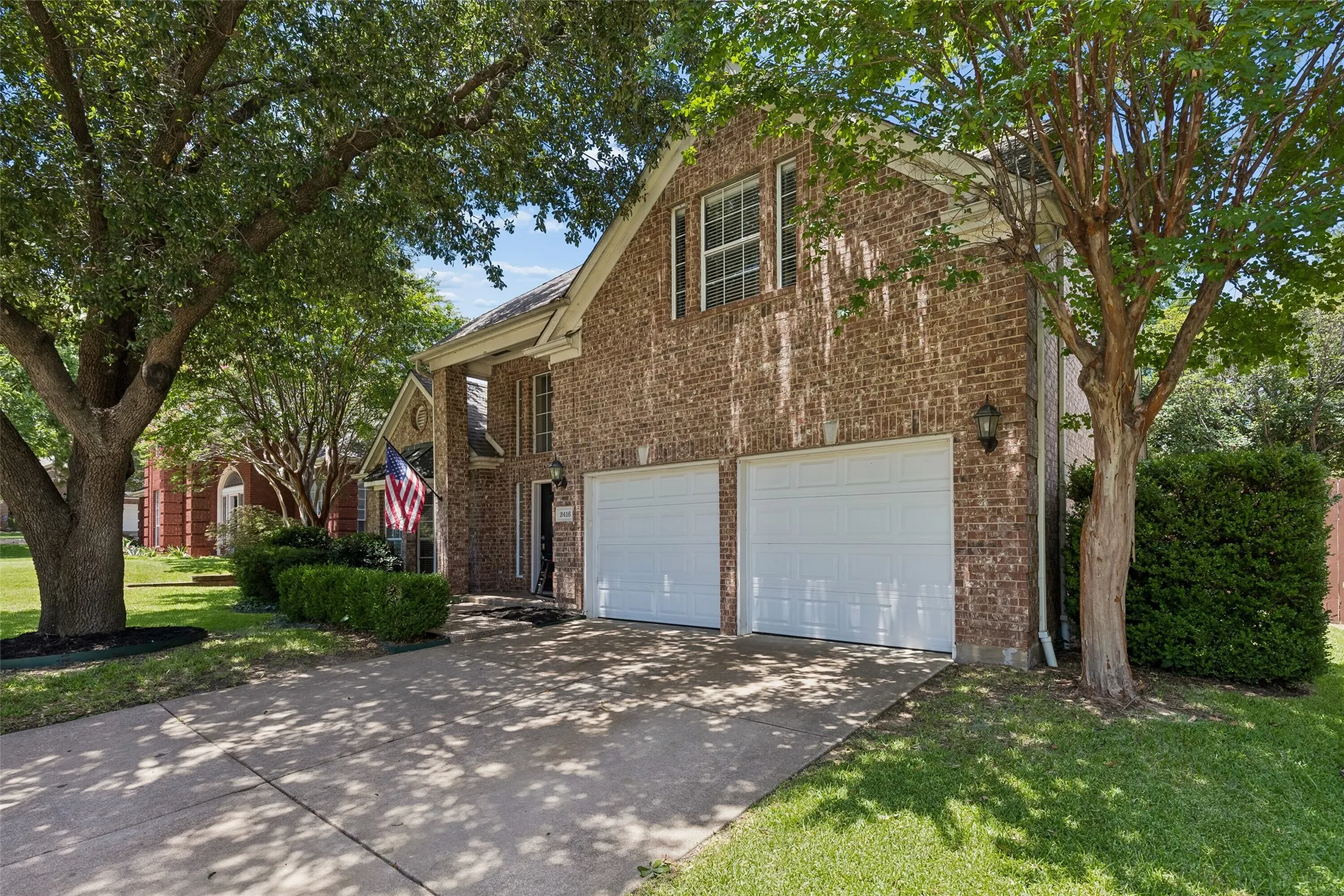 Single Family Residence For Sale in Tarrant County , 2416 Bonham Trail, Grapevine, Texas 76051, 4 Bedroom, 3 Bathroom, 2 Garage spaces, 2,937 Sqft, built in 1994, mls#21317511, Real Estate Agent in Grapevine, Homes For Sale in Tarrant county, Homes For Sale in Grapevine, Realtor in Grapevine Texas, Real Estate Brokerage Independent Realty Texas, Luminita Cordes Realtor
