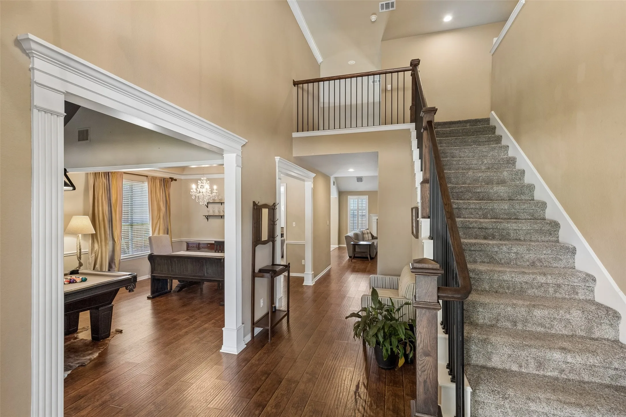 Single Family Residence For Sale in Tarrant County , 2416 Bonham Trail, Grapevine, Texas 76051, 4 Bedroom, 3 Bathroom, 2 Garage spaces, 2,937 Sqft, built in 1994, mls#21317511, Real Estate Agent in Grapevine, Homes For Sale in Tarrant county, Homes For Sale in Grapevine, Realtor in Grapevine Texas, Real Estate Brokerage Independent Realty Texas, Luminita Cordes Realtor