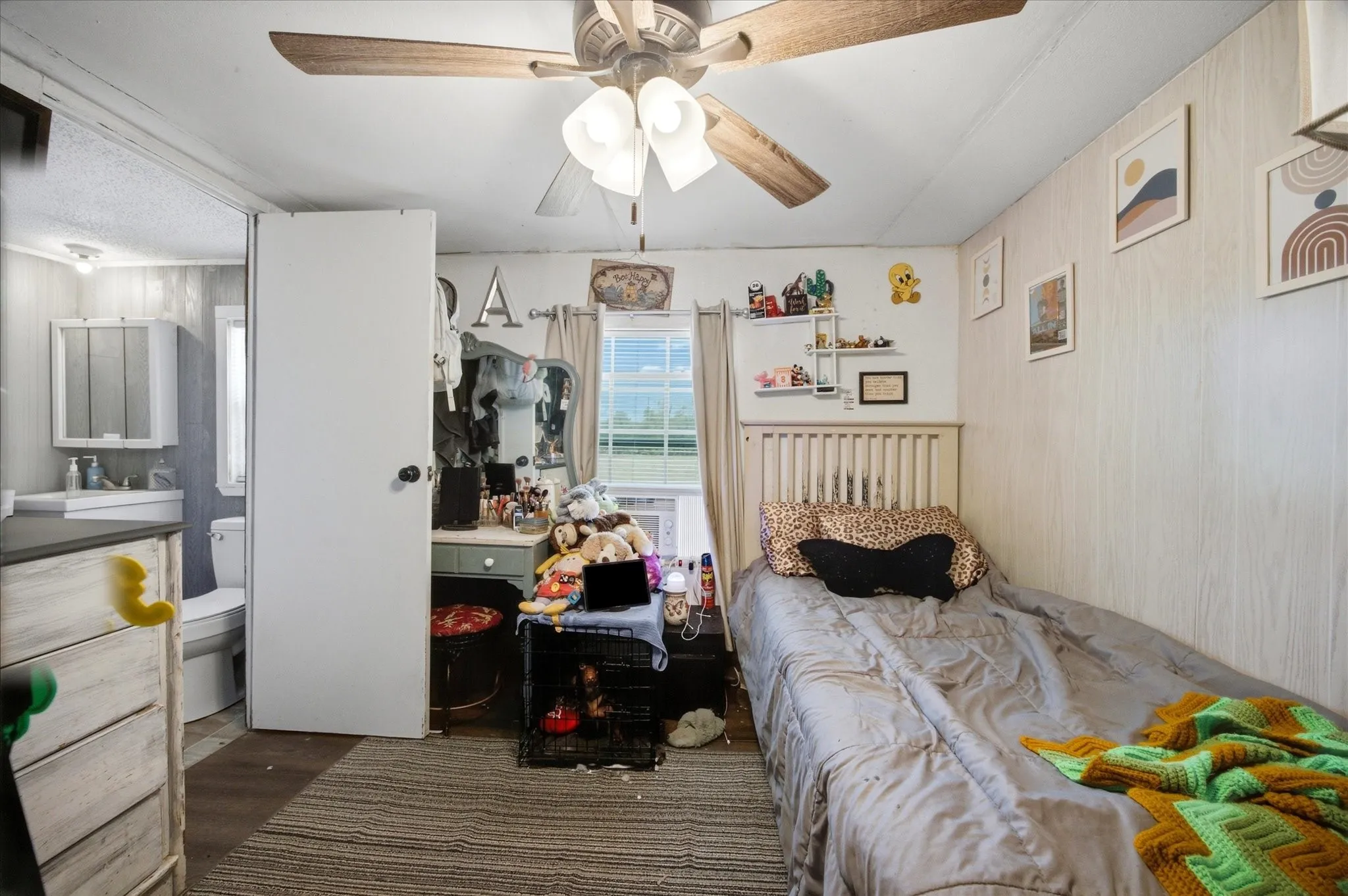 Mobile Home For Sale in Kaufman County , 13345 Fm 1391, Kemp, Texas 75143, 3 Bedroom, 2 Bathroom, Garage spaces, 1,120 Sqft, built in 1978, mls#21316629, Real Estate Agent in Kemp, Homes For Sale in Kaufman county, Homes For Sale in Kemp, Realtor in Kemp Texas, Real Estate Brokerage Independent Realty Texas, Luminita Cordes Realtor