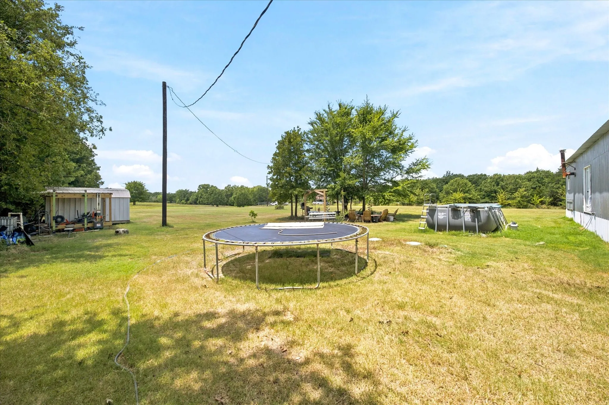 Mobile Home For Sale in Kaufman County , 13345 Fm 1391, Kemp, Texas 75143, 3 Bedroom, 2 Bathroom, Garage spaces, 1,120 Sqft, built in 1978, mls#21316629, Real Estate Agent in Kemp, Homes For Sale in Kaufman county, Homes For Sale in Kemp, Realtor in Kemp Texas, Real Estate Brokerage Independent Realty Texas, Luminita Cordes Realtor