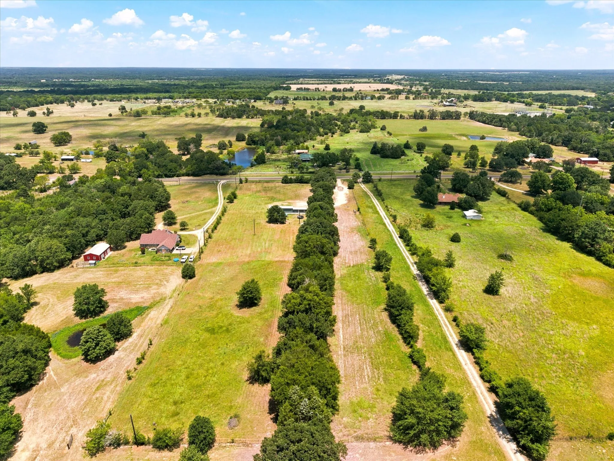 Mobile Home For Sale in Kaufman County , 13345 Fm 1391, Kemp, Texas 75143, 3 Bedroom, 2 Bathroom, Garage spaces, 1,120 Sqft, built in 1978, mls#21316629, Real Estate Agent in Kemp, Homes For Sale in Kaufman county, Homes For Sale in Kemp, Realtor in Kemp Texas, Real Estate Brokerage Independent Realty Texas, Luminita Cordes Realtor