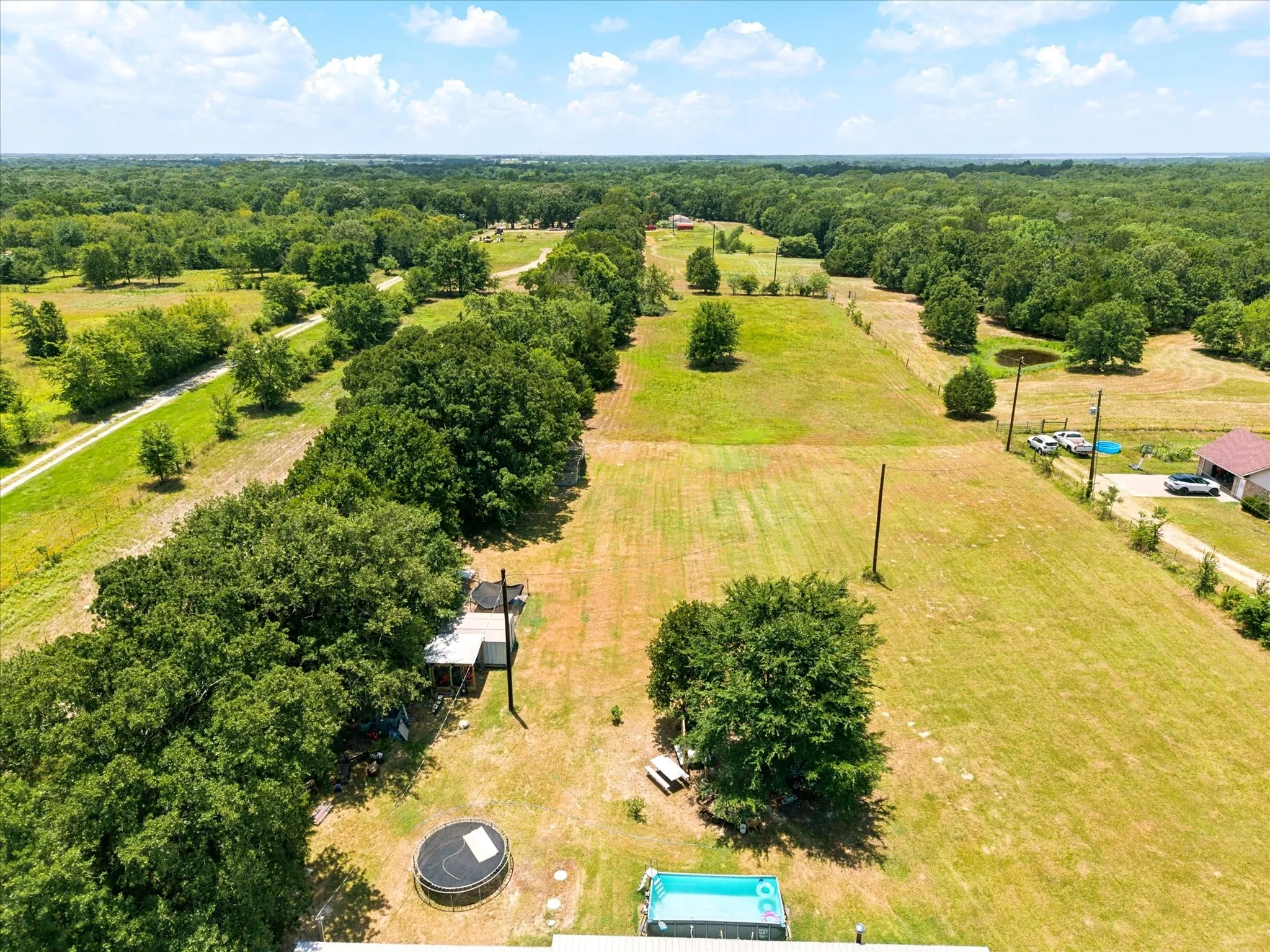 Mobile Home For Sale in Kaufman County , 13345 Fm 1391, Kemp, Texas 75143, 3 Bedroom, 2 Bathroom, Garage spaces, 1,120 Sqft, built in 1978, mls#21316629, Real Estate Agent in Kemp, Homes For Sale in Kaufman county, Homes For Sale in Kemp, Realtor in Kemp Texas, Real Estate Brokerage Independent Realty Texas, Luminita Cordes Realtor