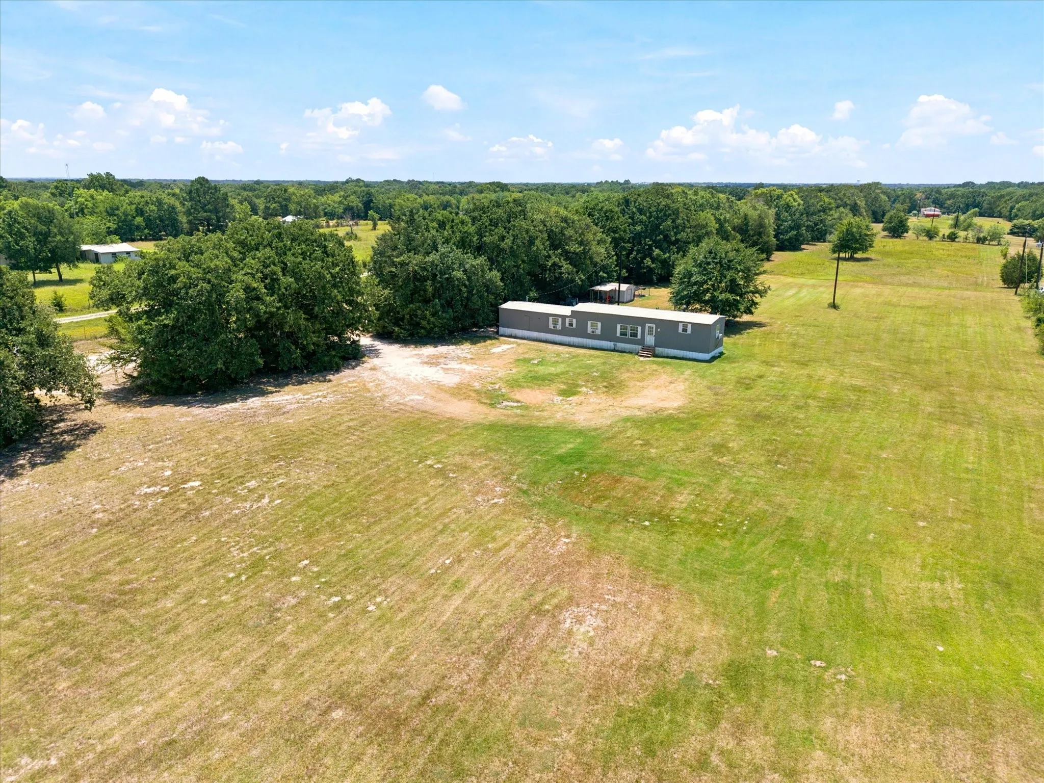 Mobile Home For Sale in Kaufman County , 13345 Fm 1391, Kemp, Texas 75143, 3 Bedroom, 2 Bathroom, Garage spaces, 1,120 Sqft, built in 1978, mls#21316629, Real Estate Agent in Kemp, Homes For Sale in Kaufman county, Homes For Sale in Kemp, Realtor in Kemp Texas, Real Estate Brokerage Independent Realty Texas, Luminita Cordes Realtor