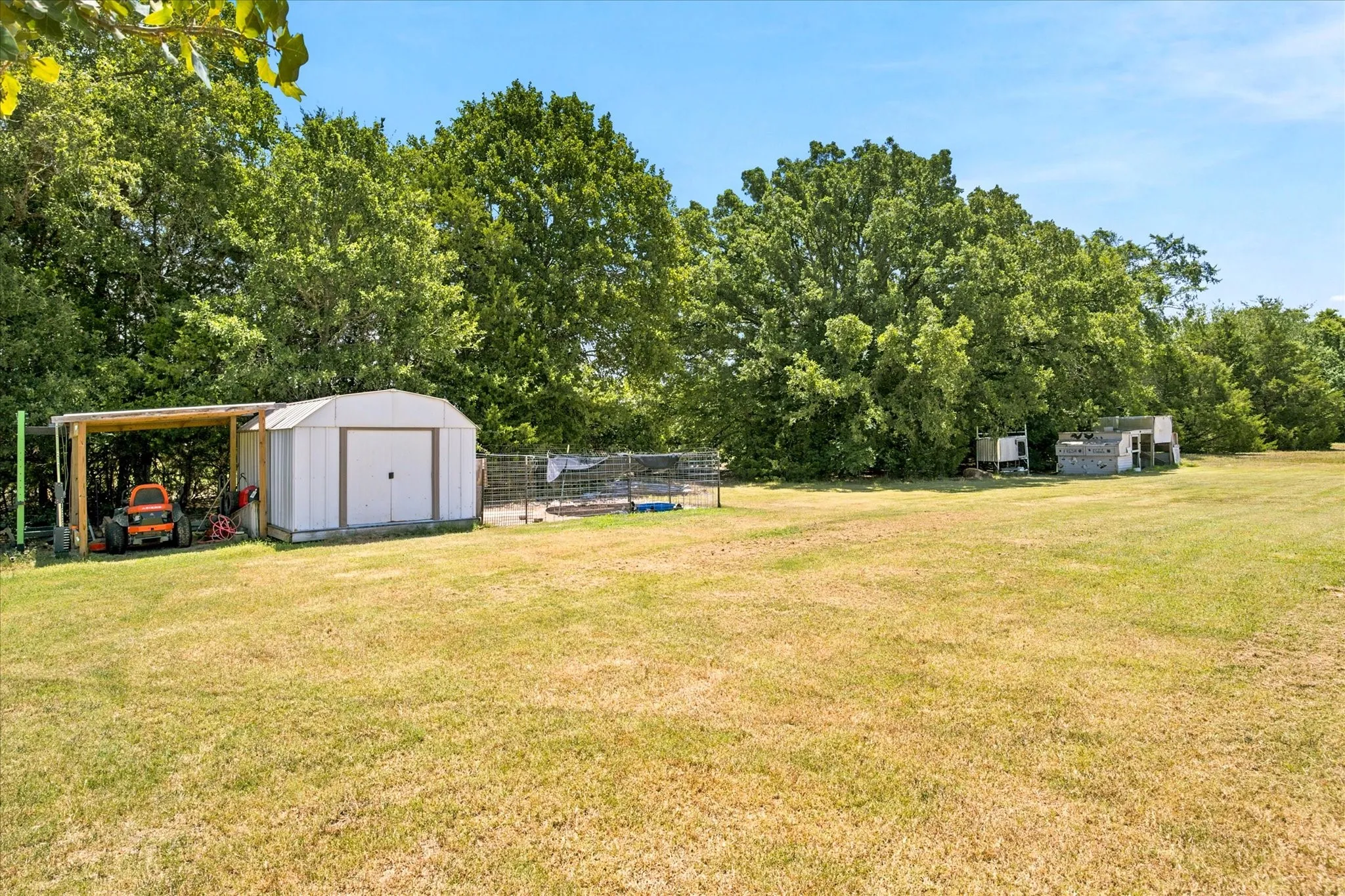 Mobile Home For Sale in Kaufman County , 13345 Fm 1391, Kemp, Texas 75143, 3 Bedroom, 2 Bathroom, Garage spaces, 1,120 Sqft, built in 1978, mls#21316629, Real Estate Agent in Kemp, Homes For Sale in Kaufman county, Homes For Sale in Kemp, Realtor in Kemp Texas, Real Estate Brokerage Independent Realty Texas, Luminita Cordes Realtor
