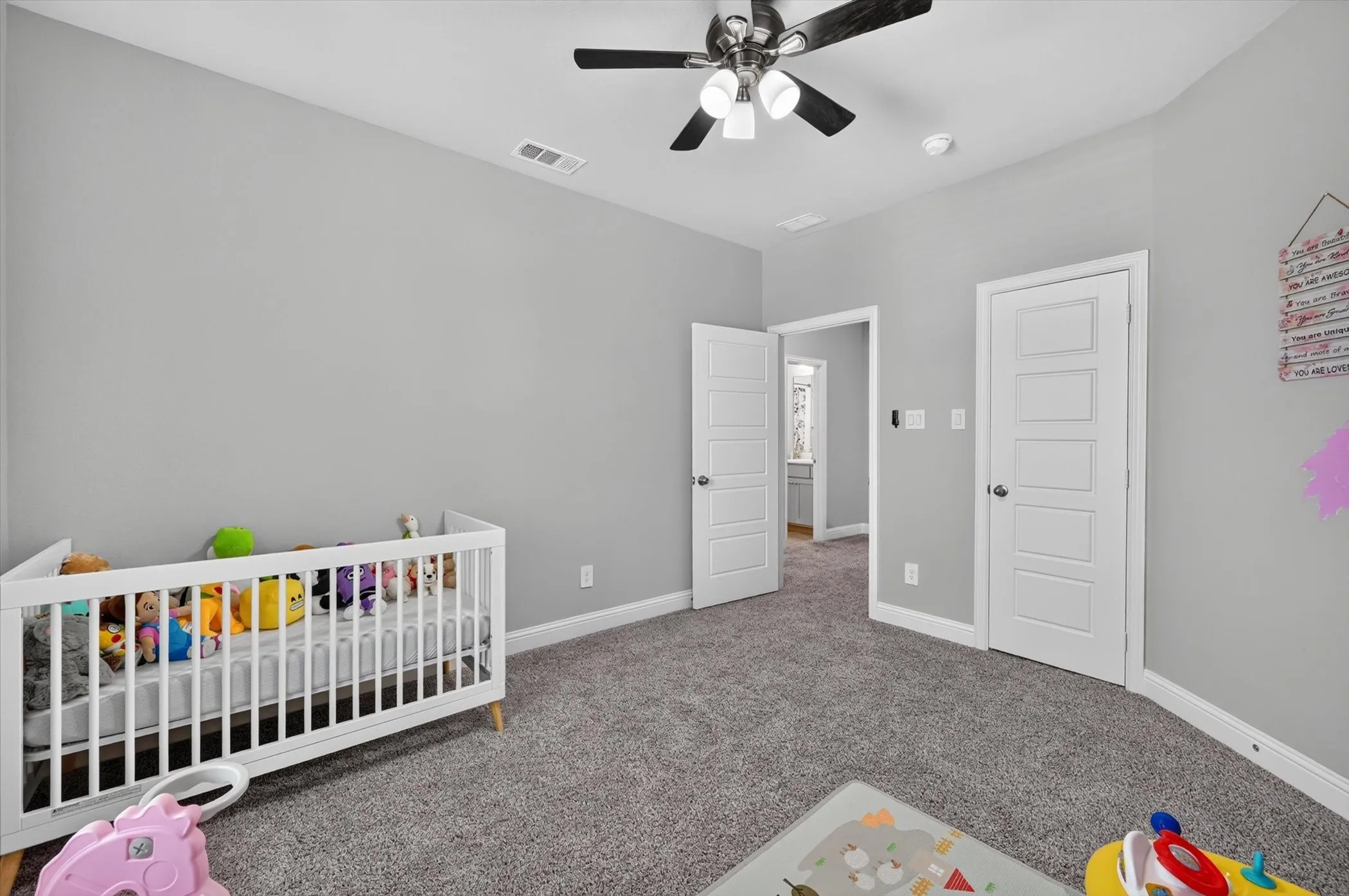 Secondary bedroom