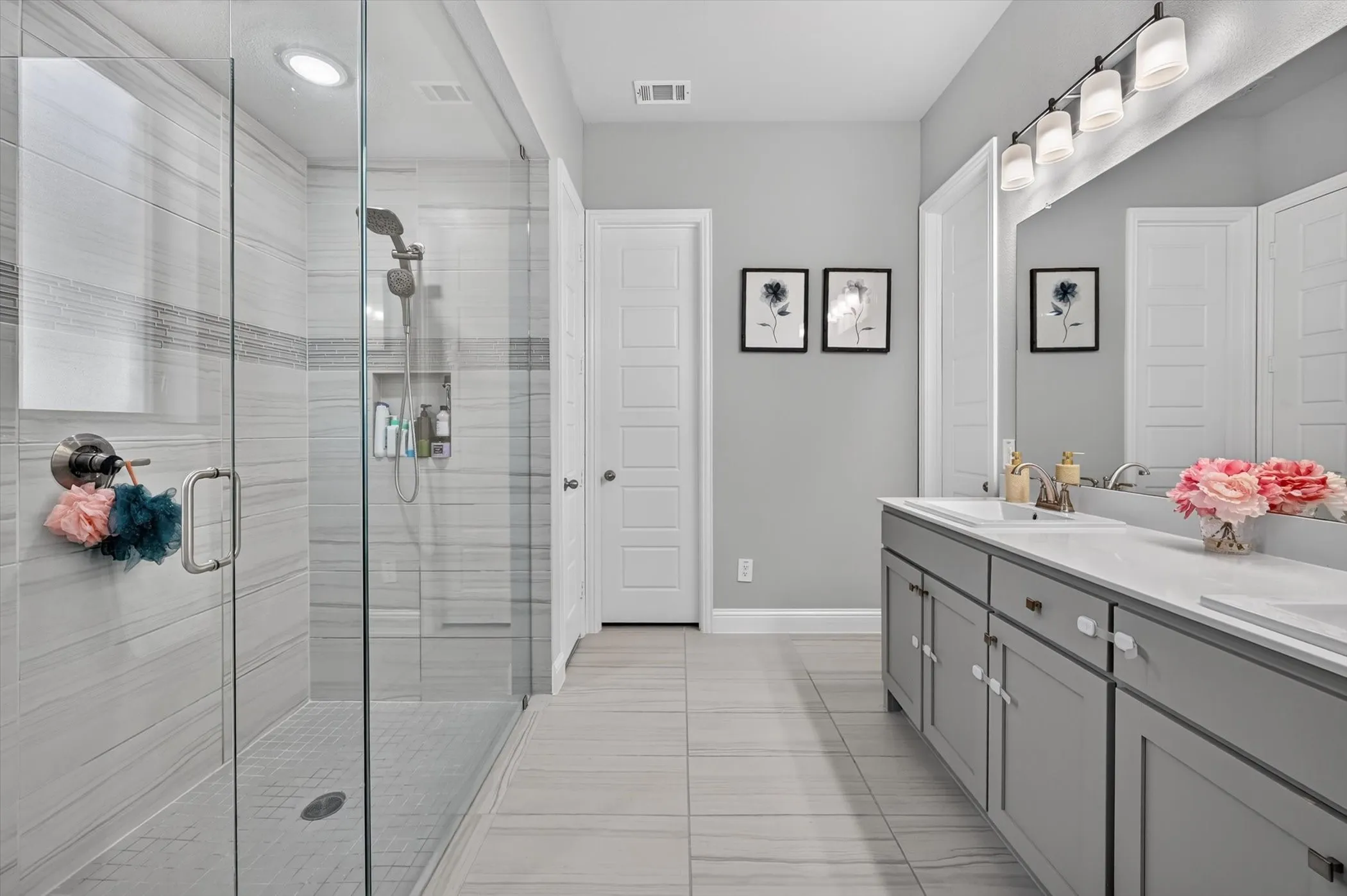 Primary ensuite bath