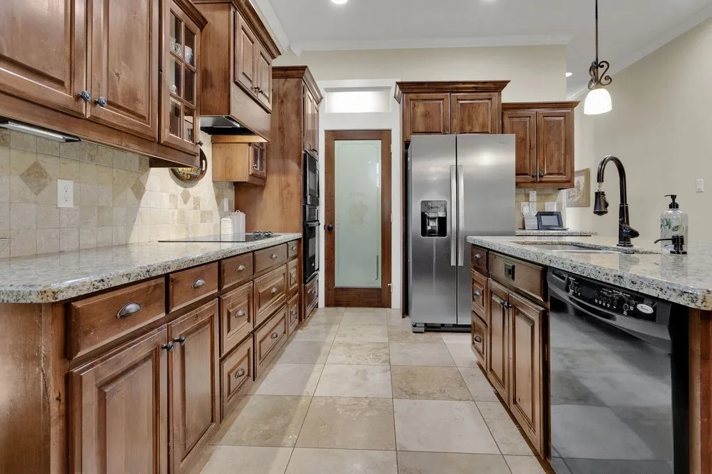 Single Family Residence For Sale in Smith County , 110 Timber Creek Court, Lindale, Texas 75771, 3 Bedrooms, 2 Bathrooms, 2 Garage spaces, 1,633 Sqft, built in 2010, Price $298,500, mls#21319448, Real Estate Agent in Lindale, Homes For Sale in Smith county, Homes For Sale in Lindale, Realtor in Lindale Texas, Real Estate Brokerage Independent Realty Texas, Luminita Cordes Realtor