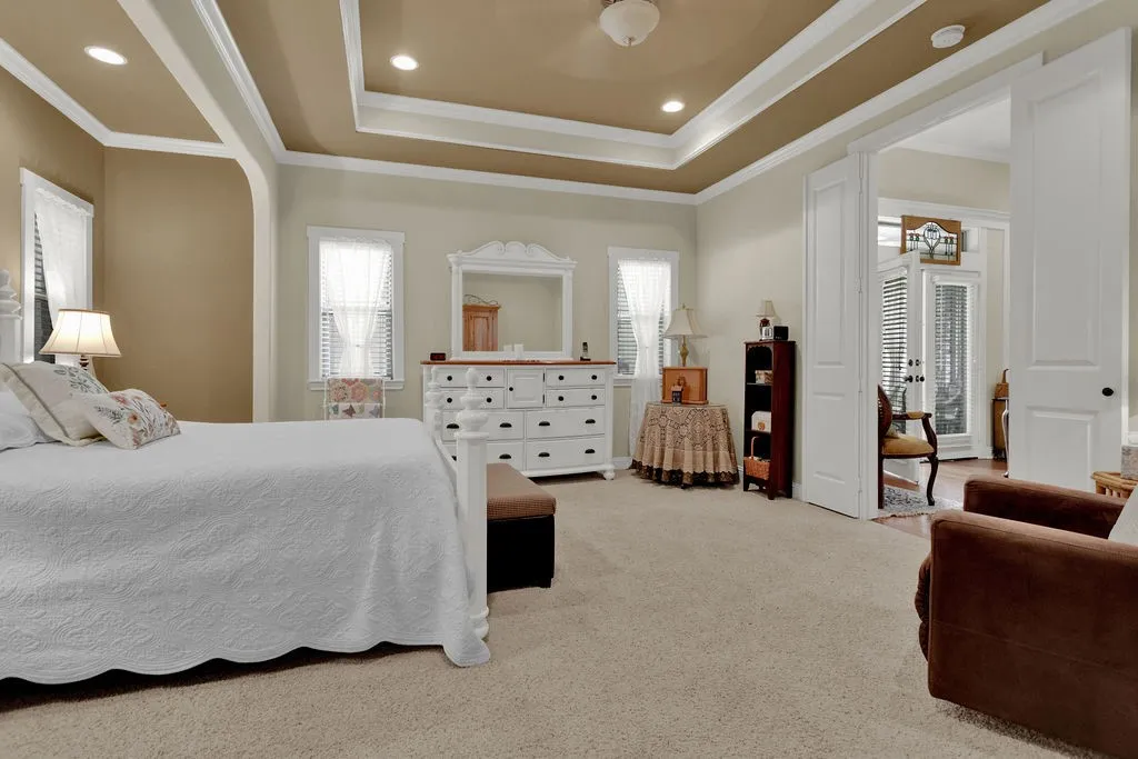 Single Family Residence For Sale in Smith County , 110 Timber Creek Court, Lindale, Texas 75771, 3 Bedrooms, 2 Bathrooms, 2 Garage spaces, 1,633 Sqft, built in 2010, Price $298,500, mls#21319448, Real Estate Agent in Lindale, Homes For Sale in Smith county, Homes For Sale in Lindale, Realtor in Lindale Texas, Real Estate Brokerage Independent Realty Texas, Luminita Cordes Realtor
