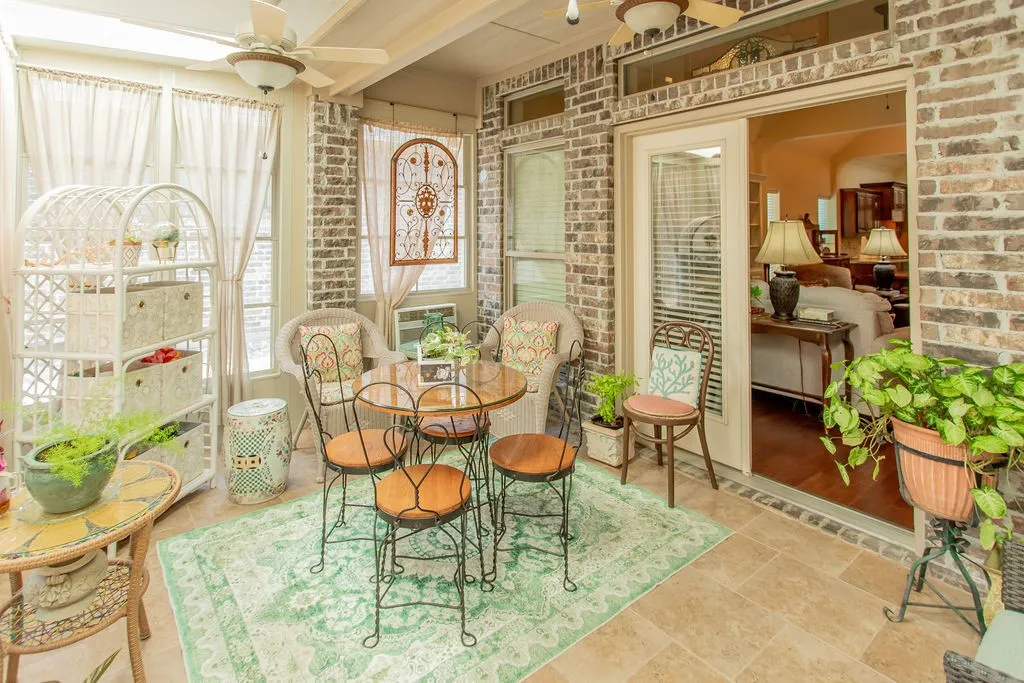 Single Family Residence For Sale in Smith County , 110 Timber Creek Court, Lindale, Texas 75771, 3 Bedrooms, 2 Bathrooms, 2 Garage spaces, 1,633 Sqft, built in 2010, Price $298,500, mls#21319448, Real Estate Agent in Lindale, Homes For Sale in Smith county, Homes For Sale in Lindale, Realtor in Lindale Texas, Real Estate Brokerage Independent Realty Texas, Luminita Cordes Realtor
