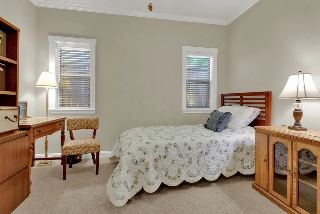 Single Family Residence For Sale in Smith County , 110 Timber Creek Court, Lindale, Texas 75771, 3 Bedrooms, 2 Bathrooms, 2 Garage spaces, 1,633 Sqft, built in 2010, Price $298,500, mls#21319448, Real Estate Agent in Lindale, Homes For Sale in Smith county, Homes For Sale in Lindale, Realtor in Lindale Texas, Real Estate Brokerage Independent Realty Texas, Luminita Cordes Realtor