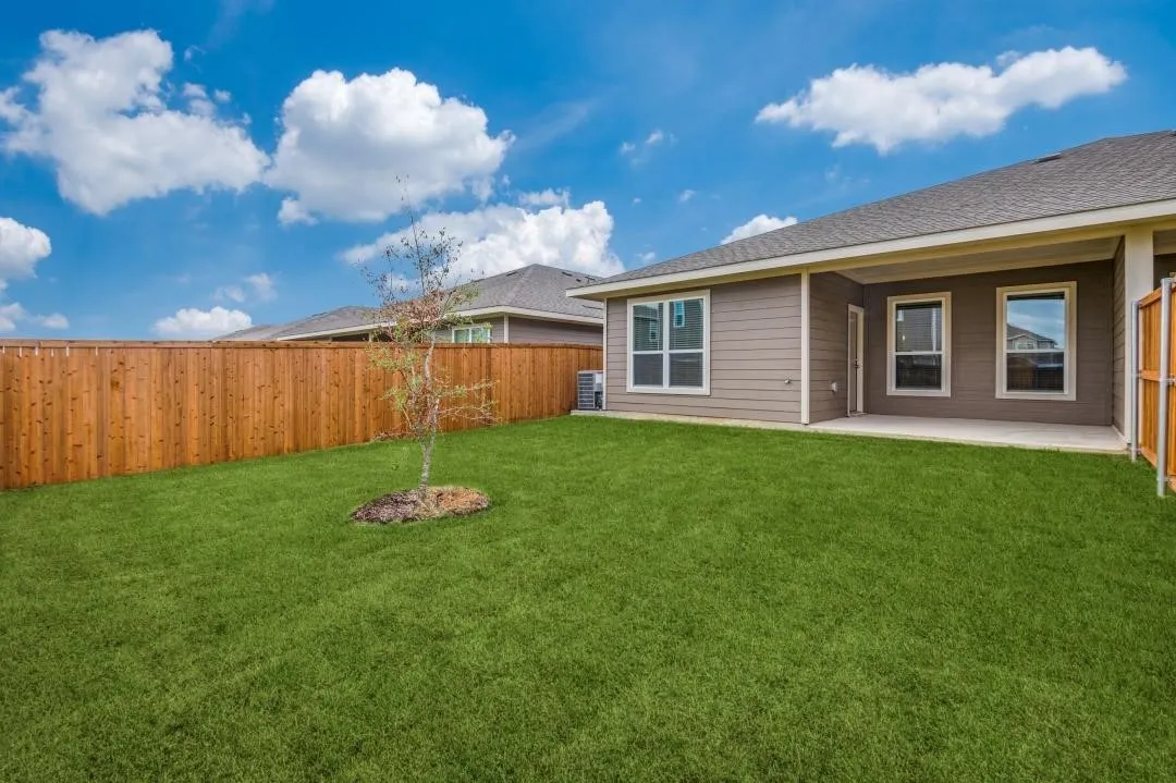 Duplex For Rent in Ellis County , 640 Blackland Drive, Venus, Texas 76084, 4 Bedroom, 2 Bathroom, 2 Garage spaces, 1,570 Sqft, built in 2023, mls#21318589, Real Estate Agent in Venus, Homes For Rent in Ellis county, Homes For Rent in Venus, Realtor in Venus Texas, Real Estate Brokerage Independent Realty Texas, Luminita Cordes Realtor