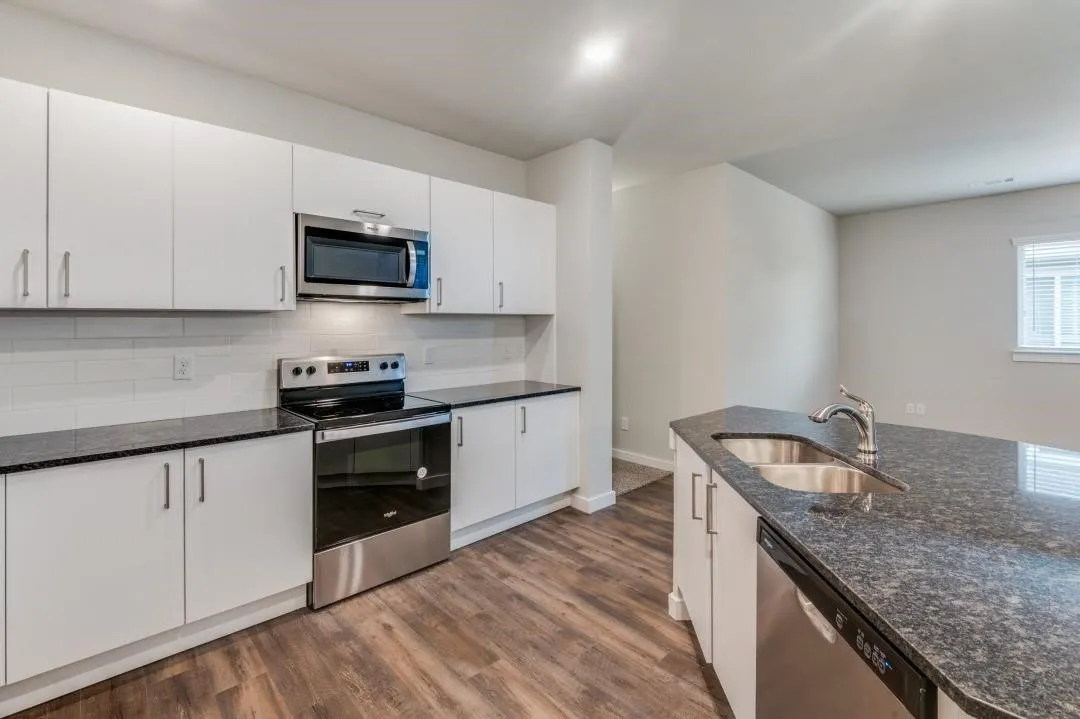 Duplex For Rent in Ellis County , 640 Blackland Drive, Venus, Texas 76084, 4 Bedroom, 2 Bathroom, 2 Garage spaces, 1,570 Sqft, built in 2023, mls#21318589, Real Estate Agent in Venus, Homes For Rent in Ellis county, Homes For Rent in Venus, Realtor in Venus Texas, Real Estate Brokerage Independent Realty Texas, Luminita Cordes Realtor