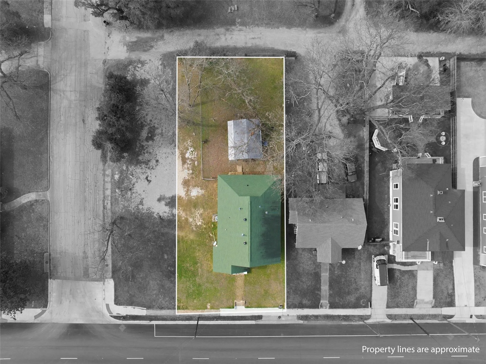 Single Family Residence For Sale in Mc Lennan County , 2012 N 5th Street, Waco, Texas 76708, 3 Bedroom, 2 Bathroom, Garage spaces, 1,402 Sqft, built in 1920, mls#21319132, Real Estate Agent in Waco, Homes For Sale in Mc Lennan county, Homes For Sale in Waco, Realtor in Waco Texas, Real Estate Brokerage Independent Realty Texas, Luminita Cordes Realtor