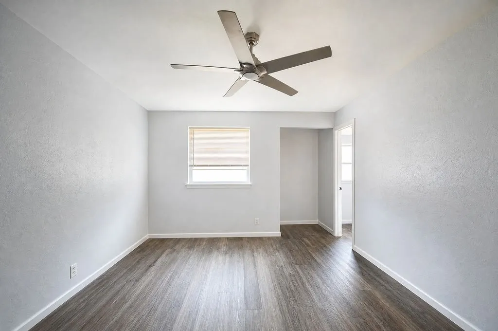 Single Family Residence For Sale in Tarrant County , 3856 Brambleton Place, Forest Hill, Texas 76119, 3 Bedroom, 2 Bathroom, 2 Garage spaces, 1,174 Sqft, built in 1972, mls#21318946, Real Estate Agent in Forest Hill, Homes For Sale in Tarrant county, Homes For Sale in Forest Hill, Realtor in Forest Hill Texas, Real Estate Brokerage Independent Realty Texas, Luminita Cordes Realtor