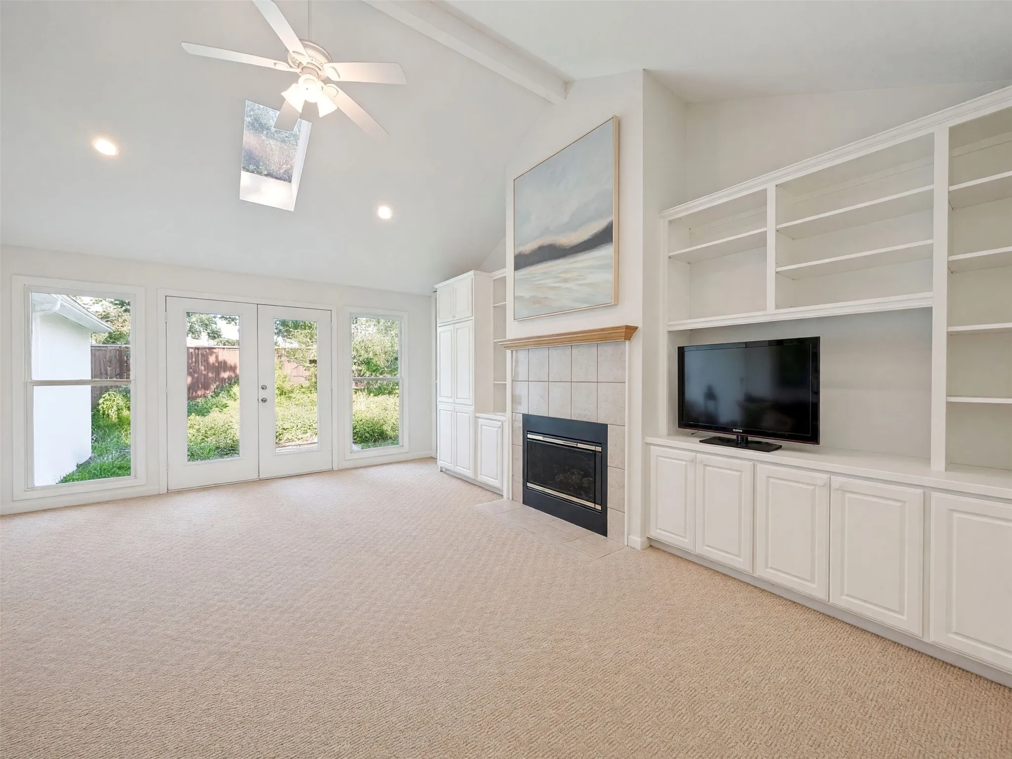Single Family Residence For Rent in Dallas County , 3032 Hollandale Lane, Farmers Branch, Texas 75234, 3 Bedroom, 2 Bathroom, 2 Garage spaces, 1,735 Sqft, built in 1962, mls#21310913, Real Estate Agent in Farmers Branch, Homes For Rent in Dallas county, Homes For Rent in Farmers Branch, Realtor in Farmers Branch Texas, Real Estate Brokerage Independent Realty Texas, Luminita Cordes Realtor
