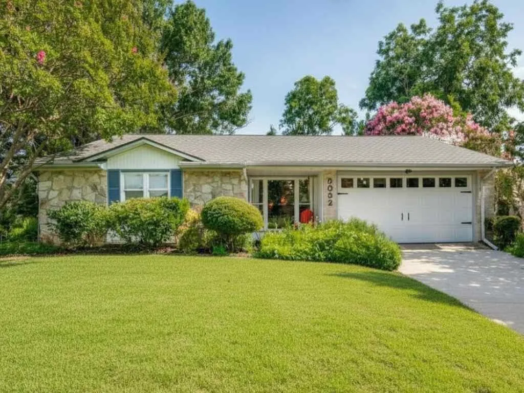 Single Family Residence For Rent in Dallas County , 3032 Hollandale Lane, Farmers Branch, Texas 75234, 3 Bedroom, 2 Bathroom, 2 Garage spaces, 1,735 Sqft, built in 1962, mls#21310913, Real Estate Agent in Farmers Branch, Homes For Rent in Dallas county, Homes For Rent in Farmers Branch, Realtor in Farmers Branch Texas, Real Estate Brokerage Independent Realty Texas, Luminita Cordes Realtor