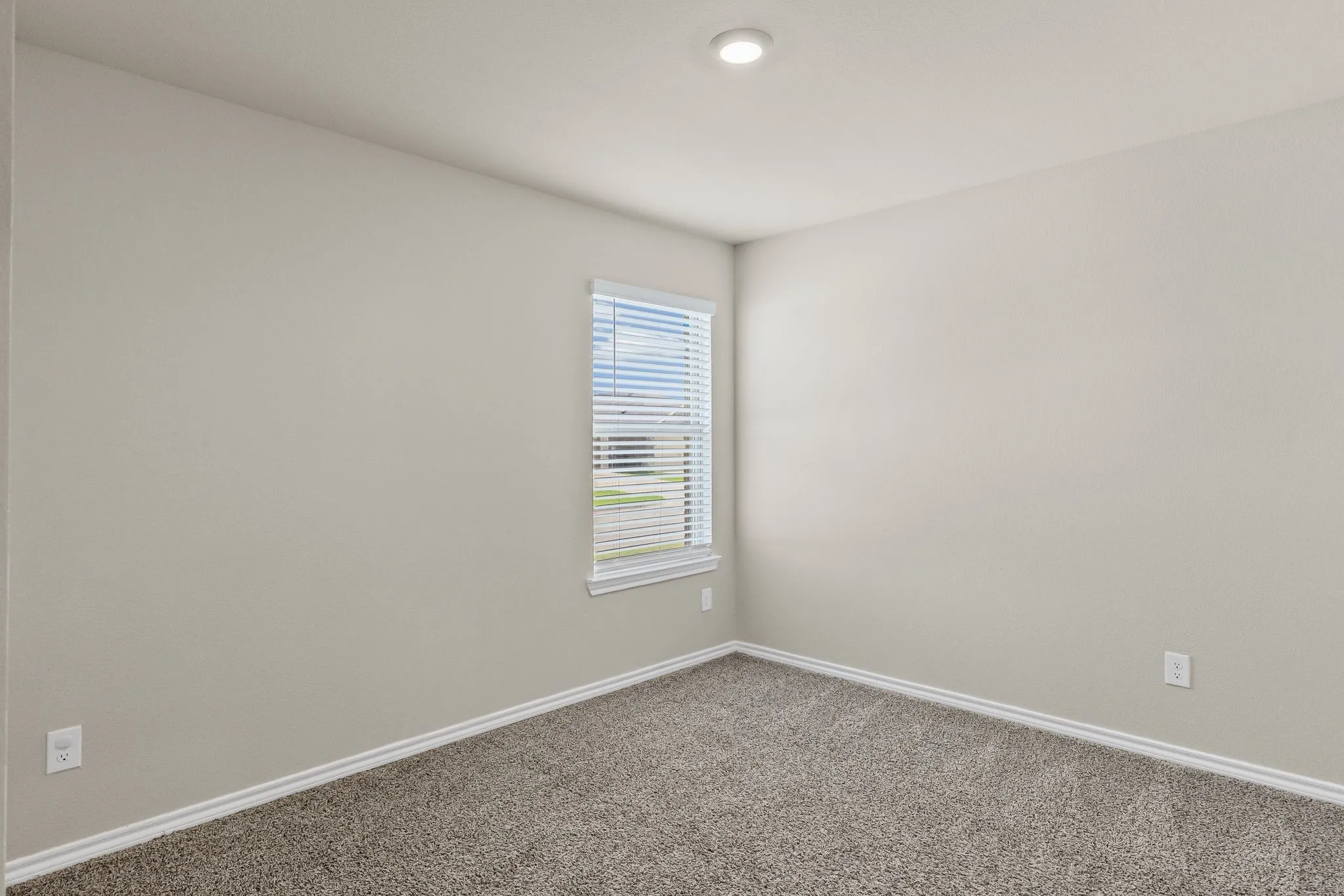 Single Family Residence For Sale in Hunt County , 122 Admiral Lane, Caddo Mills, Texas 75135, 4 Bedrooms, 2 Bathrooms, 2 Garage spaces, 1,575 Sqft, built in 2022, Price $245,000, mls#21317421, Real Estate Agent in Caddo Mills, Homes For Sale in Hunt county, Homes For Sale in Caddo Mills, Realtor in Caddo Mills Texas, Real Estate Brokerage Independent Realty Texas, Luminita Cordes Realtor