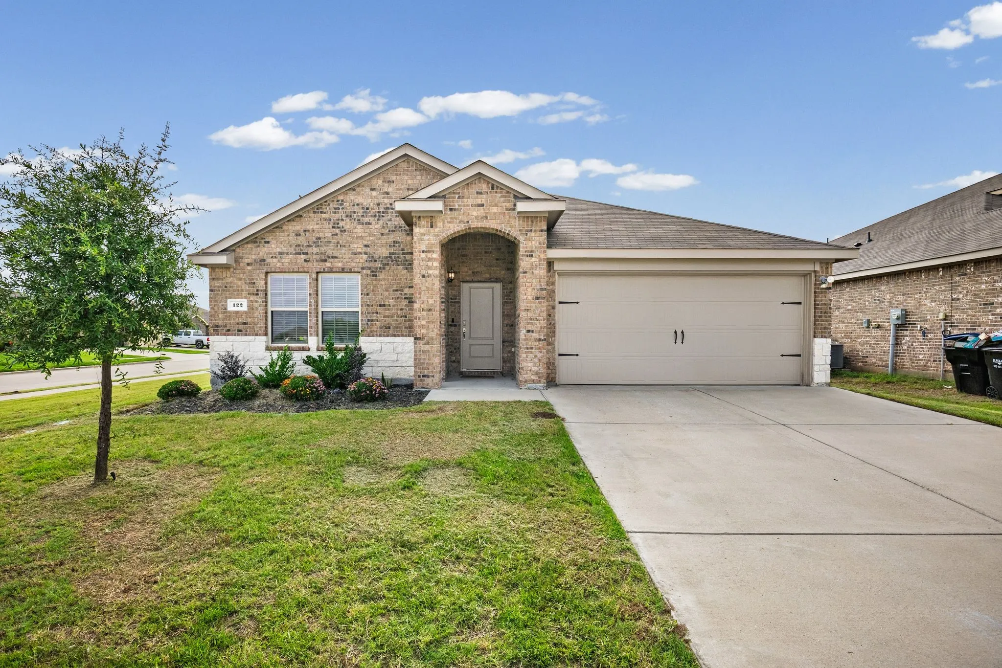 Single Family Residence For Sale in Hunt County , 122 Admiral Lane, Caddo Mills, Texas 75135, 4 Bedrooms, 2 Bathrooms, 2 Garage spaces, 1,575 Sqft, built in 2022, Price $245,000, mls#21317421, Real Estate Agent in Caddo Mills, Homes For Sale in Hunt county, Homes For Sale in Caddo Mills, Realtor in Caddo Mills Texas, Real Estate Brokerage Independent Realty Texas, Luminita Cordes Realtor