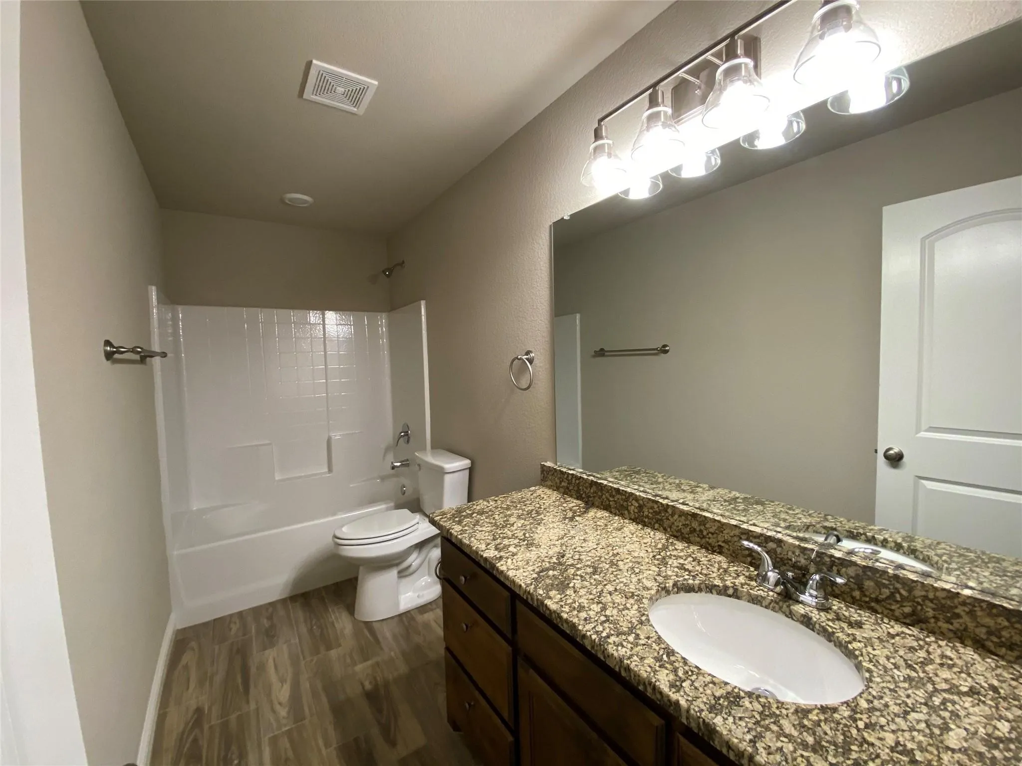 Duplex For Rent in Hood County , 802 Rolling Terrace Circle, Granbury, Texas 76049, 3 Bedroom, 2 Bathroom, 2 Garage spaces, 1,665 Sqft, built in 2020, mls#21317114, Real Estate Agent in Granbury, Homes For Rent in Hood county, Homes For Rent in Granbury, Realtor in Granbury Texas, Real Estate Brokerage Independent Realty Texas, Luminita Cordes Realtor