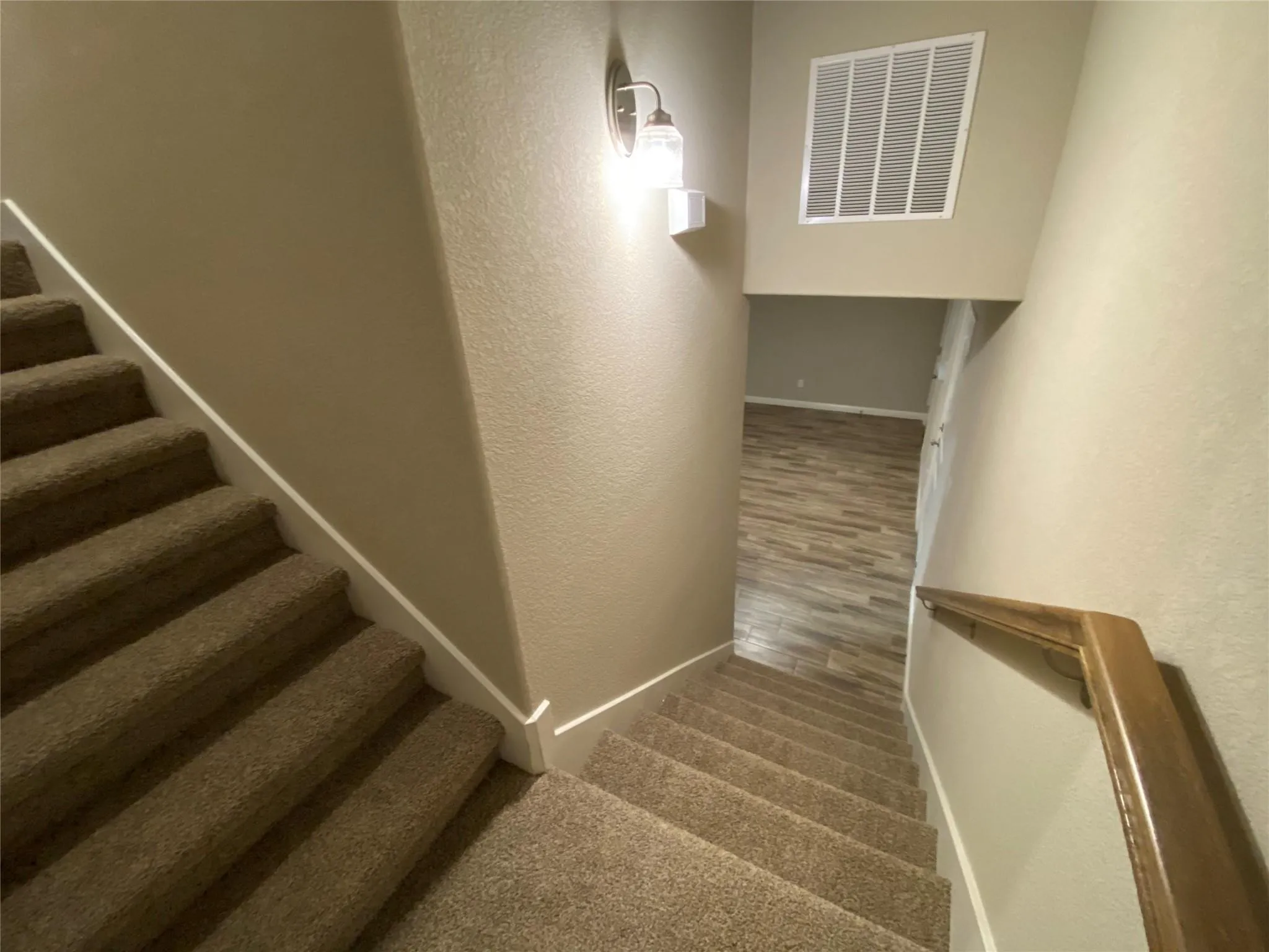 Duplex For Rent in Hood County , 802 Rolling Terrace Circle, Granbury, Texas 76049, 3 Bedroom, 2 Bathroom, 2 Garage spaces, 1,665 Sqft, built in 2020, mls#21317114, Real Estate Agent in Granbury, Homes For Rent in Hood county, Homes For Rent in Granbury, Realtor in Granbury Texas, Real Estate Brokerage Independent Realty Texas, Luminita Cordes Realtor