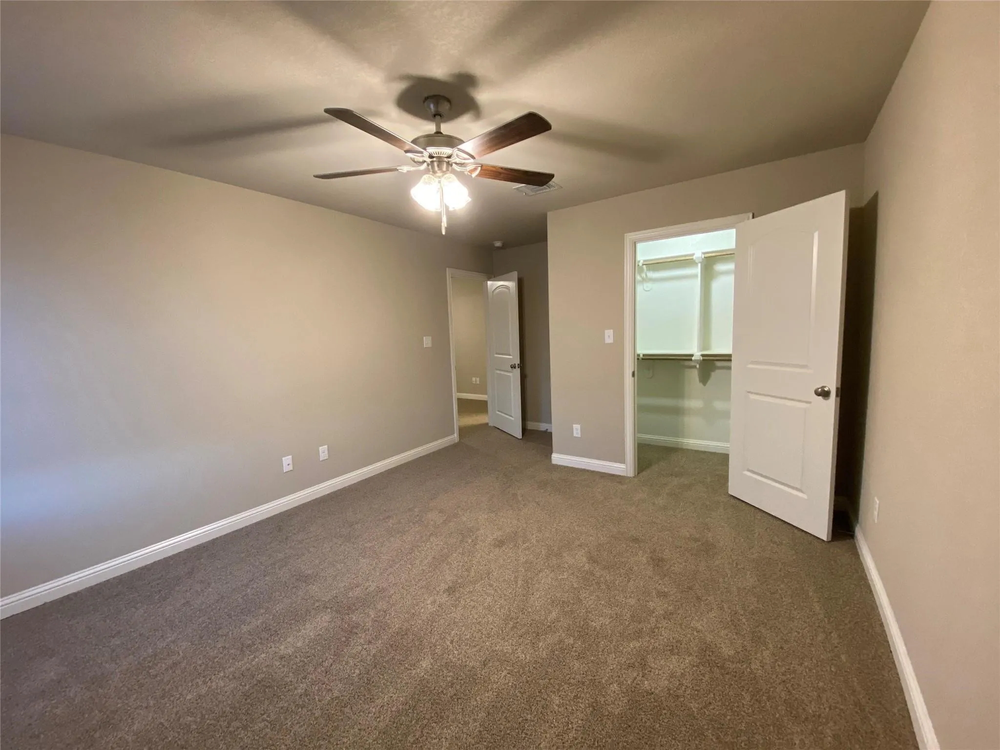 Duplex For Rent in Hood County , 802 Rolling Terrace Circle, Granbury, Texas 76049, 3 Bedroom, 2 Bathroom, 2 Garage spaces, 1,665 Sqft, built in 2020, mls#21317114, Real Estate Agent in Granbury, Homes For Rent in Hood county, Homes For Rent in Granbury, Realtor in Granbury Texas, Real Estate Brokerage Independent Realty Texas, Luminita Cordes Realtor