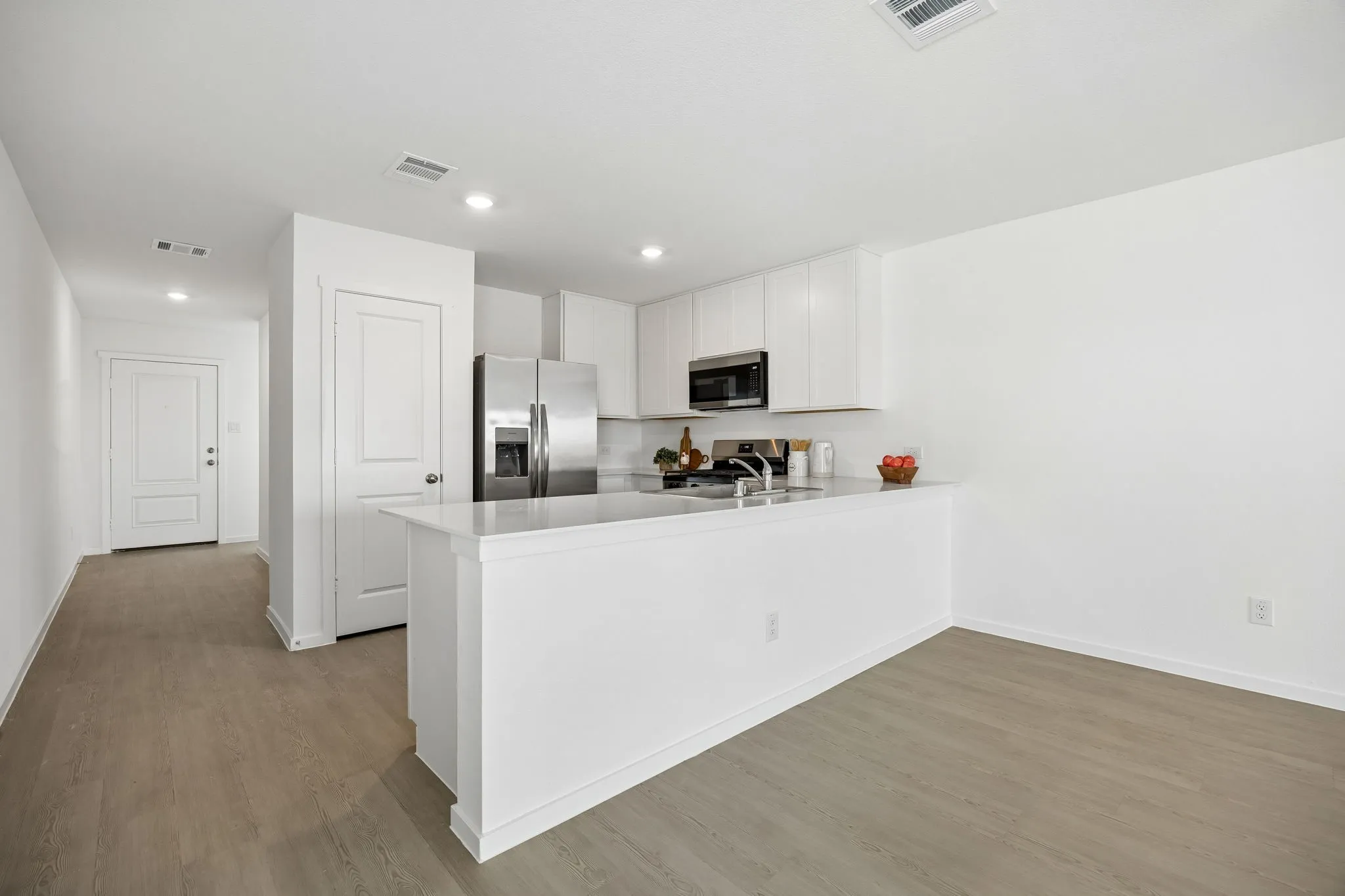 Single Family Residence For Rent in Tarrant County , 3112 lynmar Lane, Fort Worth, Texas 76179, 3 Bedrooms, 2 Bathrooms, 2 Garage spaces, 1,402 Sqft, built in 2026, Price $1,900, mls#21318035, Real Estate Agent in Fort Worth, Homes For Rent in Tarrant county, Homes For Rent in Fort Worth, Realtor in Fort Worth Texas, Real Estate Brokerage Independent Realty Texas, Luminita Cordes Realtor