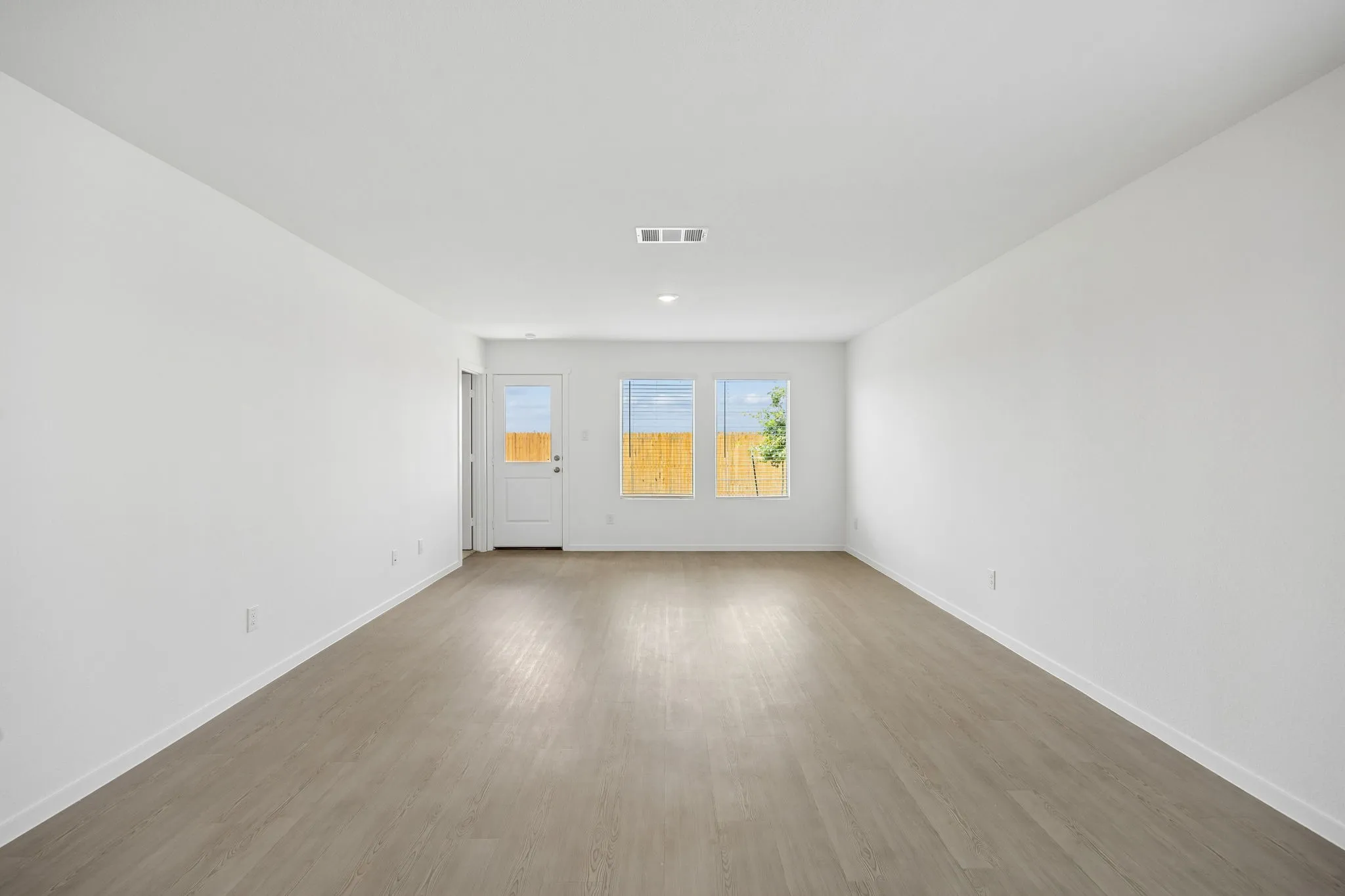 Single Family Residence For Rent in Tarrant County , 3112 lynmar Lane, Fort Worth, Texas 76179, 3 Bedrooms, 2 Bathrooms, 2 Garage spaces, 1,402 Sqft, built in 2026, Price $1,900, mls#21318035, Real Estate Agent in Fort Worth, Homes For Rent in Tarrant county, Homes For Rent in Fort Worth, Realtor in Fort Worth Texas, Real Estate Brokerage Independent Realty Texas, Luminita Cordes Realtor