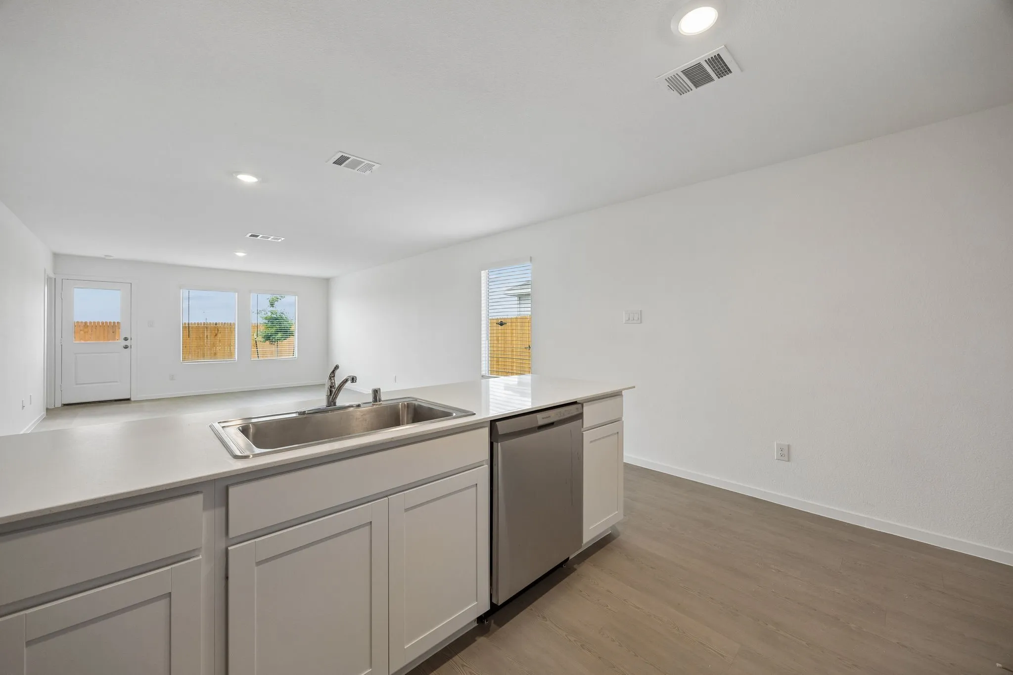 Single Family Residence For Rent in Tarrant County , 3112 lynmar Lane, Fort Worth, Texas 76179, 3 Bedrooms, 2 Bathrooms, 2 Garage spaces, 1,402 Sqft, built in 2026, Price $1,900, mls#21318035, Real Estate Agent in Fort Worth, Homes For Rent in Tarrant county, Homes For Rent in Fort Worth, Realtor in Fort Worth Texas, Real Estate Brokerage Independent Realty Texas, Luminita Cordes Realtor